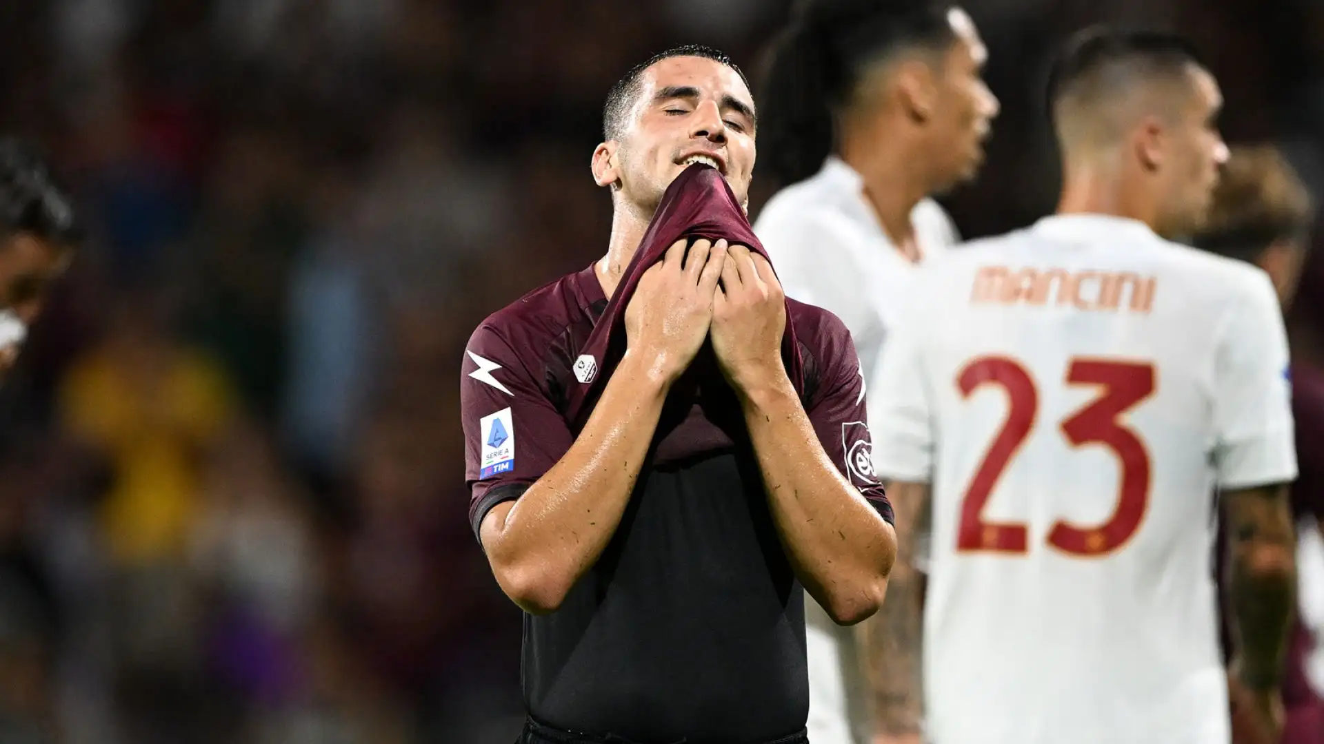 Federico Bonazzoli 6: servito poco e male, si porta a casa la sufficienza per il tiro insidioso nel secondo tempo che impegna Rui Patricio
