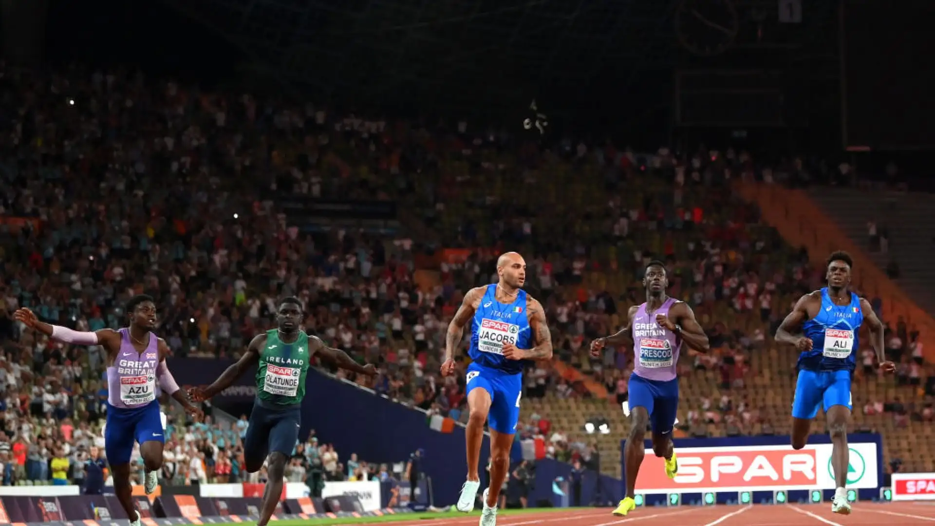 Nella finale dei 100 chiude all’ottavo posto l’altro azzurro Chituru Ali con 10.28 dopo aver corso il primato personale di 10.12 in semifinale.