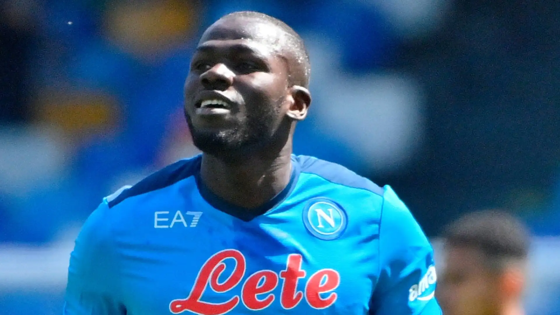 L'acquisto di Kalidou Koulibaly da parte del Chelsea si trova all'ottavo posto di questa classifica. Il club londinese ha versato 38 milioni di euro al Napoli