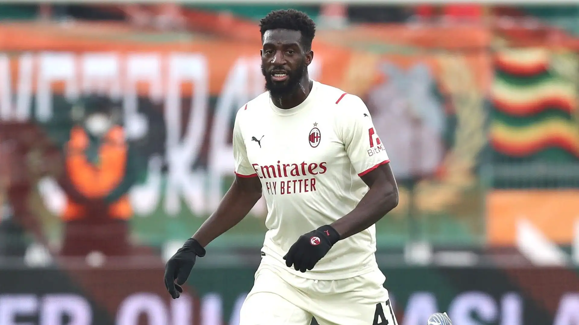 Bakayoko-Monza: il roccioso centrocampista non rientra nei piani dei rossoneri e il Chelsea aveva dato il suo benestare. A fermare tutto è stato il calciatore, non del tutto convinto del trasferimento in brianza