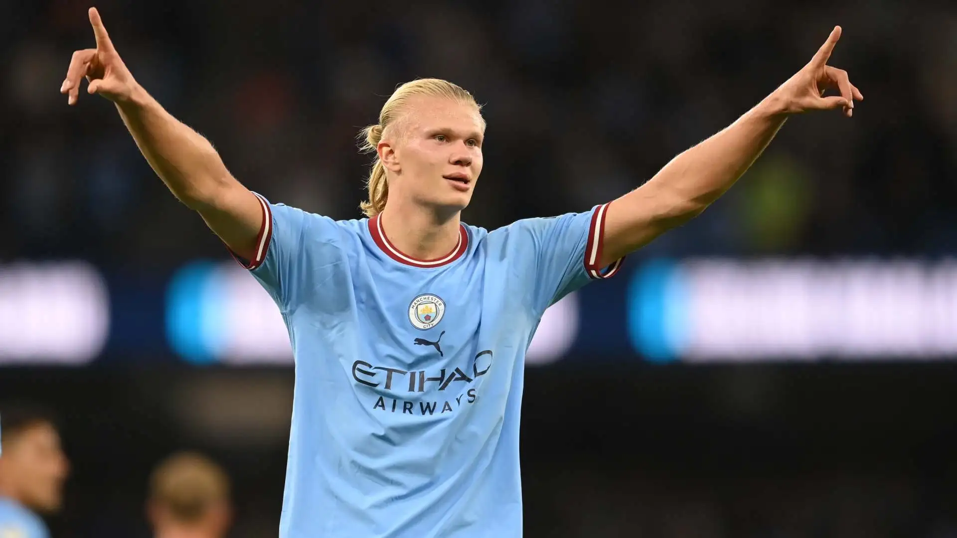 Un po' a sorpresa, al nono posto c'è Erling Haaland, acquistato dal Manchester City. Il Borussia Dortmund ha incassato 60 milioni di euro