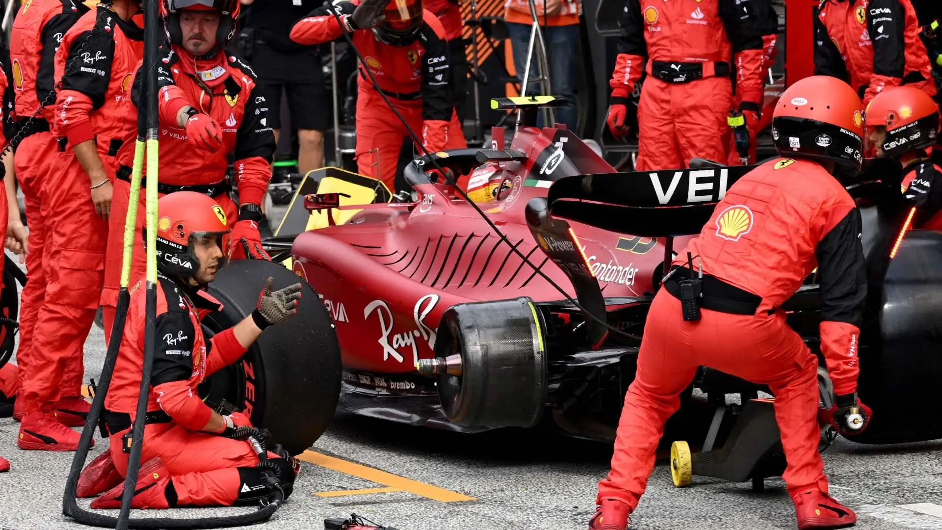 Nuovo pasticcio ai box, nel corso del Gp d'Olanda