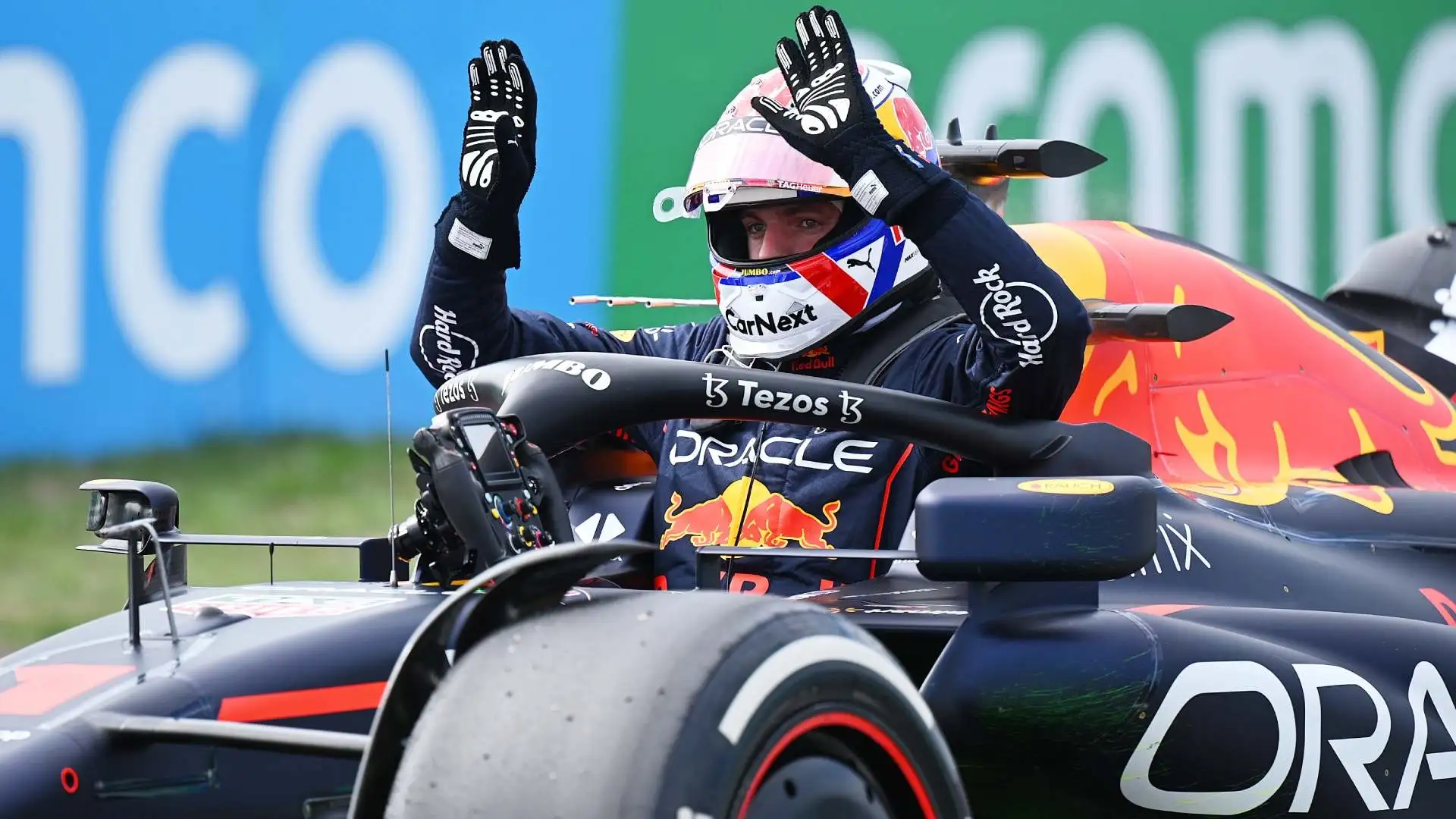 La Red Bull dell'olandese è andata in panne