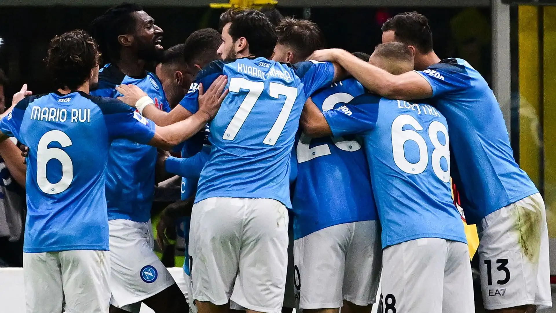 Appena 10' dopo, però, la doccia gelata per il pubblico di San Siro