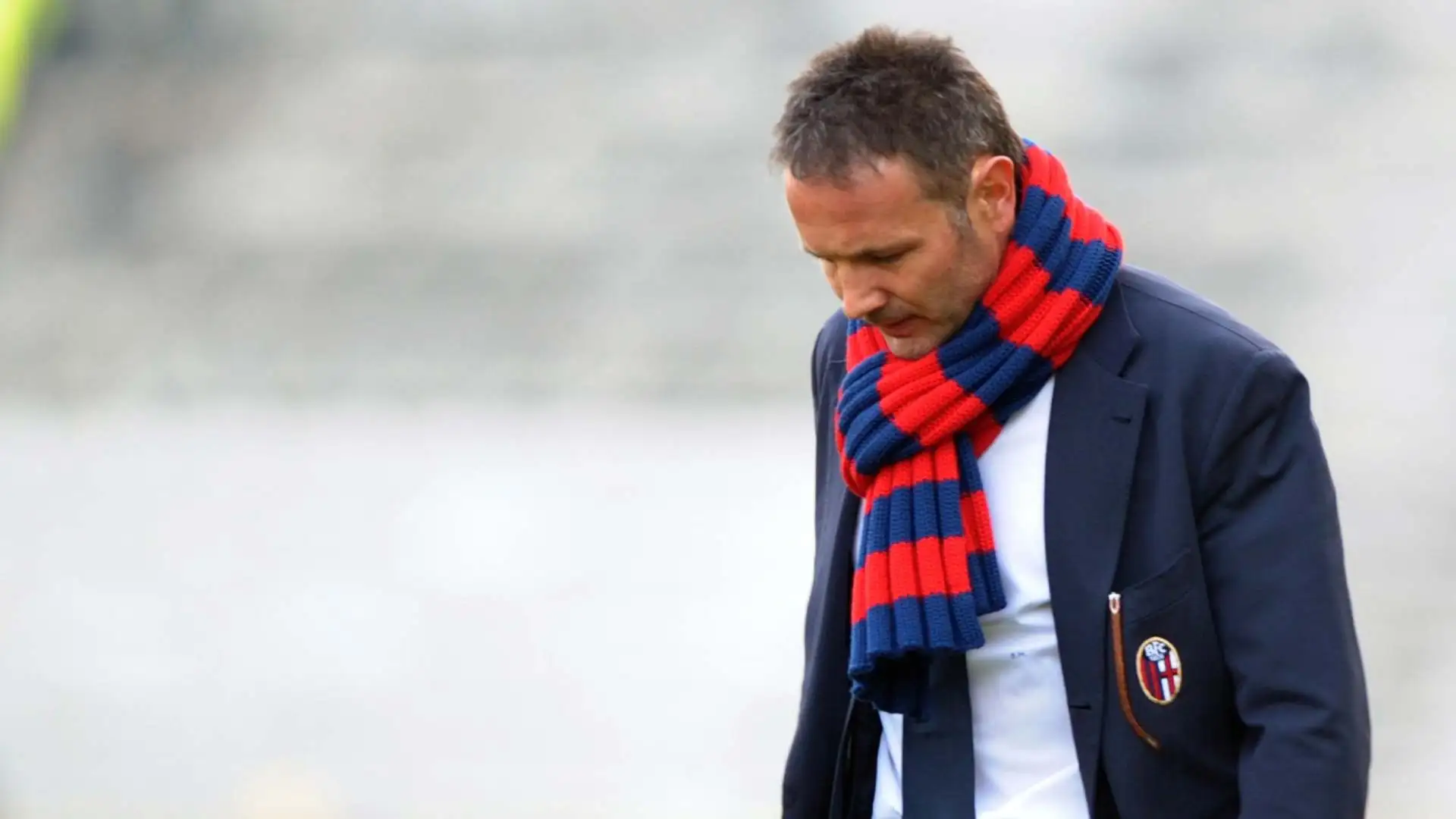 Dopo aver ricoperto il ruolo di vice di Roberto Mancini, all'Inter, nelle stagioni 2006-07 e 2007-08, Mihajlovic nel 2008 subentra a Arrigoni sulla panchina del Bologna. Sarà esonerato nell'aprile 2009