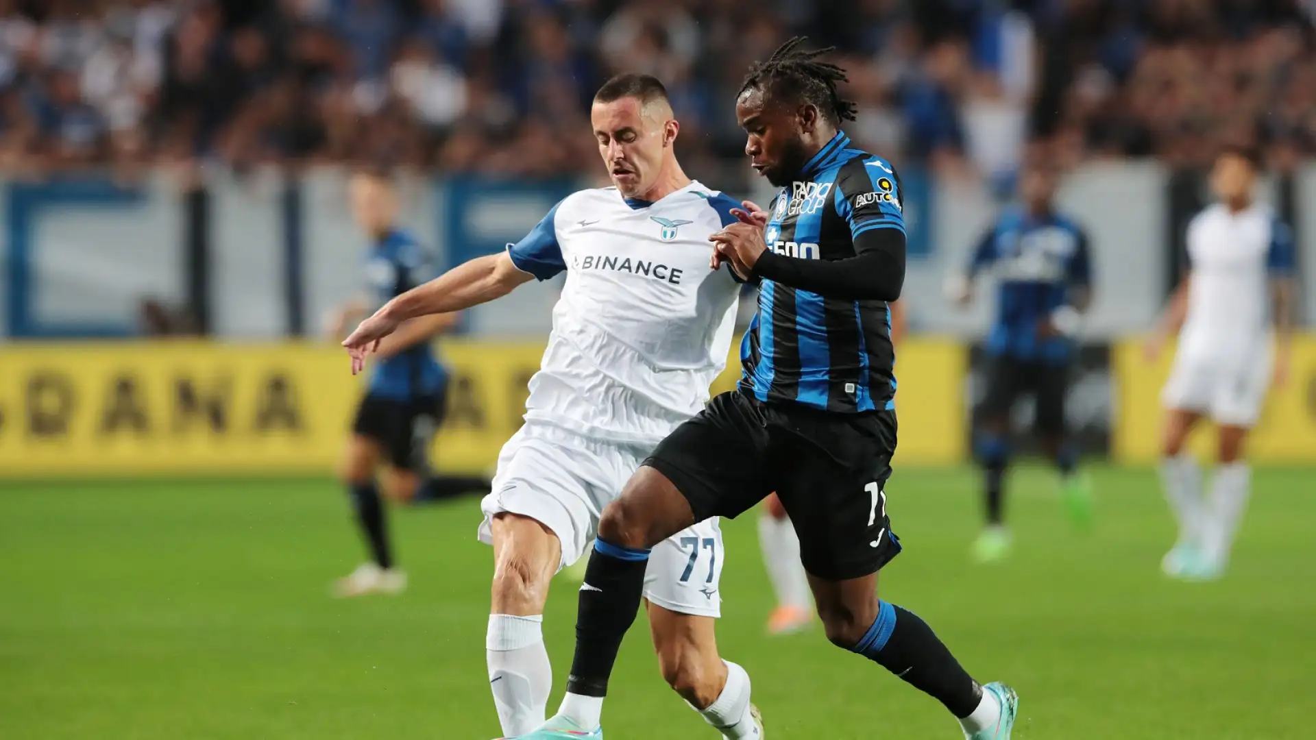 Marusic 7: contribuisce non poco alla notte magica della Lazio, dando il via all'azione del raddoppio
