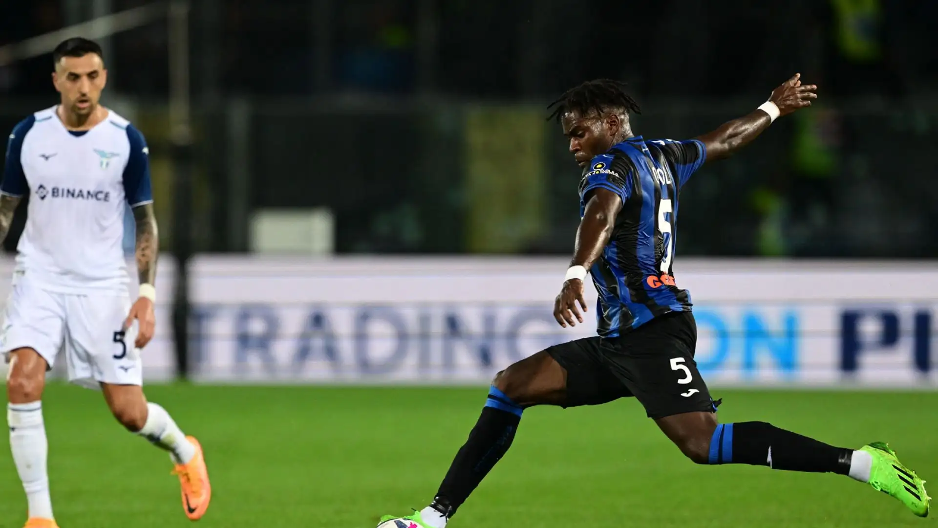 Okoli 4,5: era uno dei segreti dell'Atalanta invalicabile in difesa, stavolta ha importanti responsabilità sulla rete di Zaccagni
