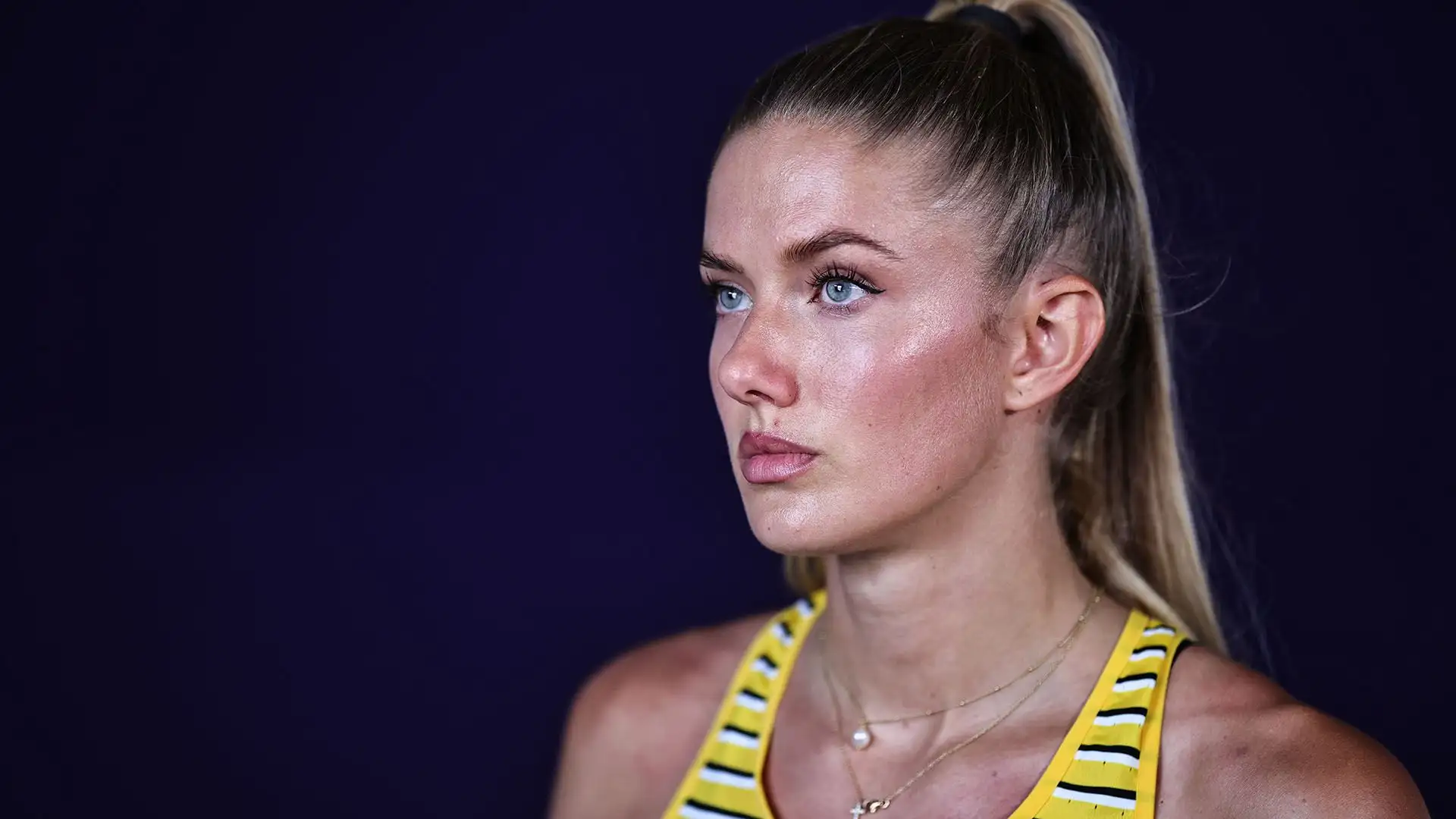 Nel 2017, la rivista australiana Busted Coverage ha descritto Schmidt come "l'atleta più bella del mondo". 