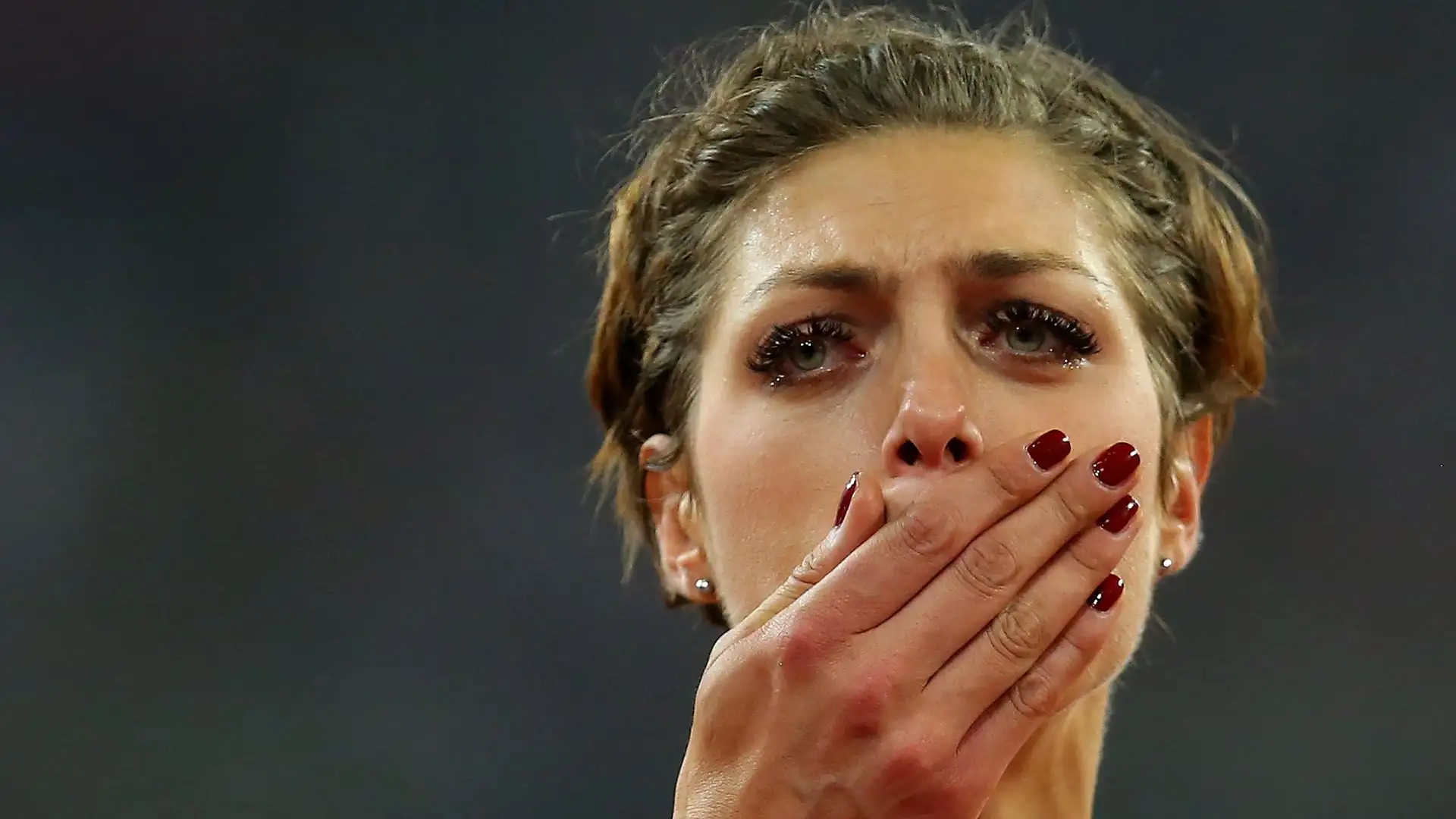 Il suo record personale è di 2,08 metri, realizzato il 31 agosto 2009 a Zagabria; questa misura è anche il record nazionale croato e secondo risultato di tutti i tempi