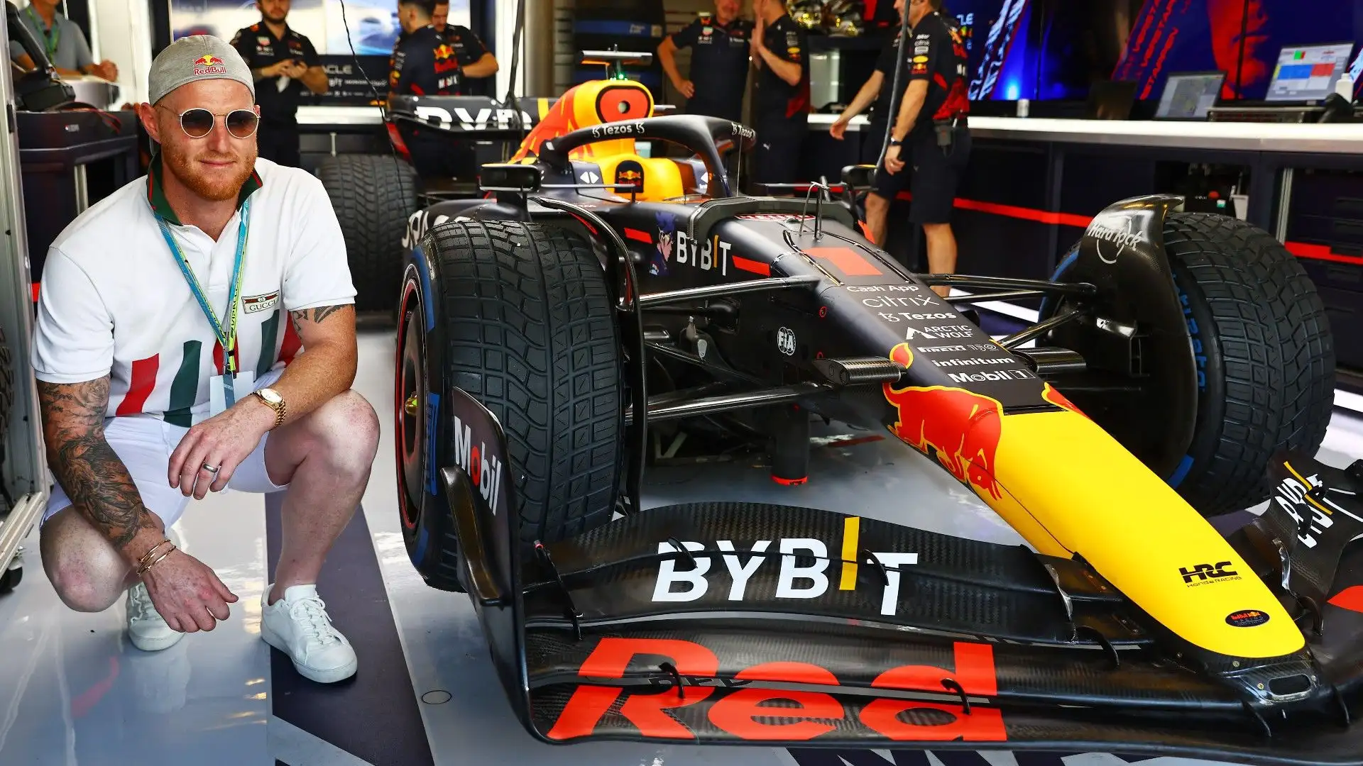 L'inglese si è divertito molto nel box Red Bull