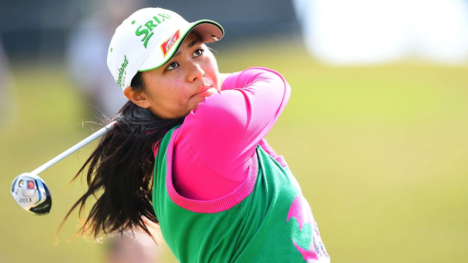 Ha iniziato a giocare a golf all'età di 8 anni grazie alla sua ammirazione per Ai Miyazato e all'influenza di suo padre.