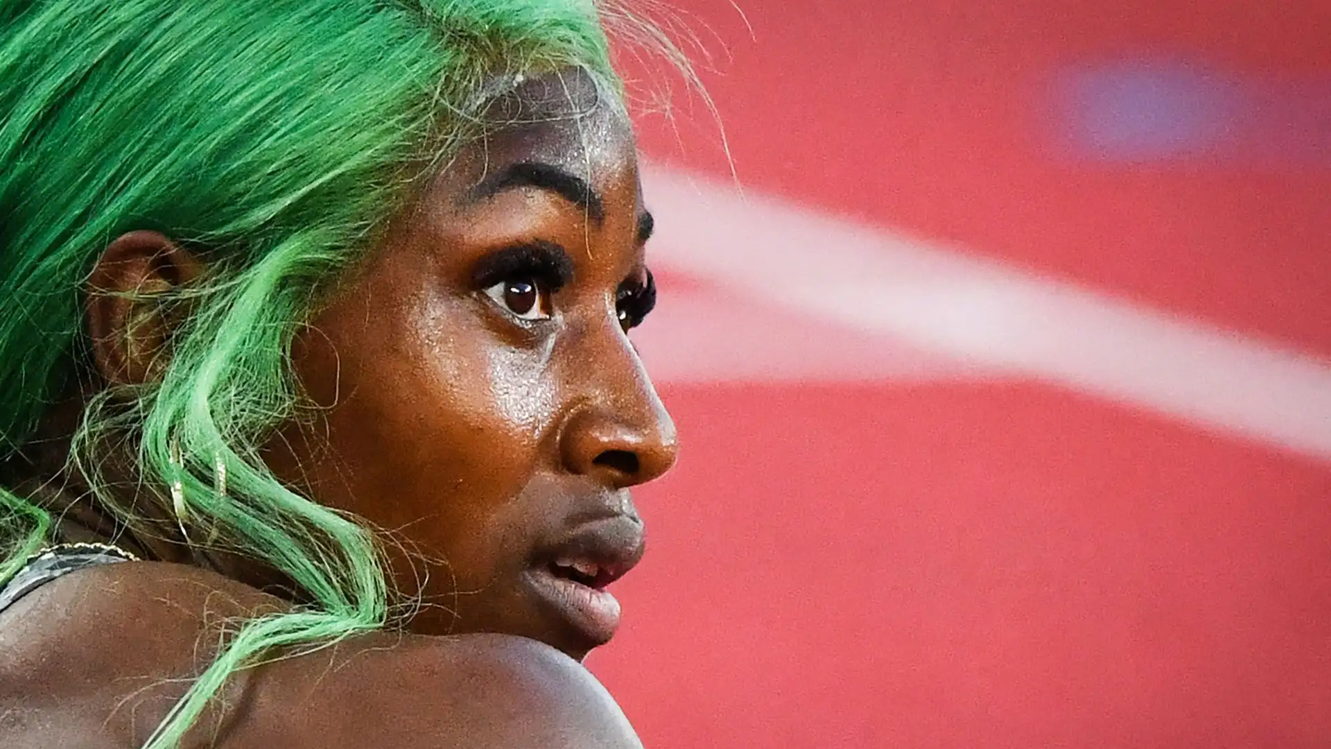 E' campionessa olimpica dei 400 metri a Rio de Janeiro 2016 e Tokyo 2020