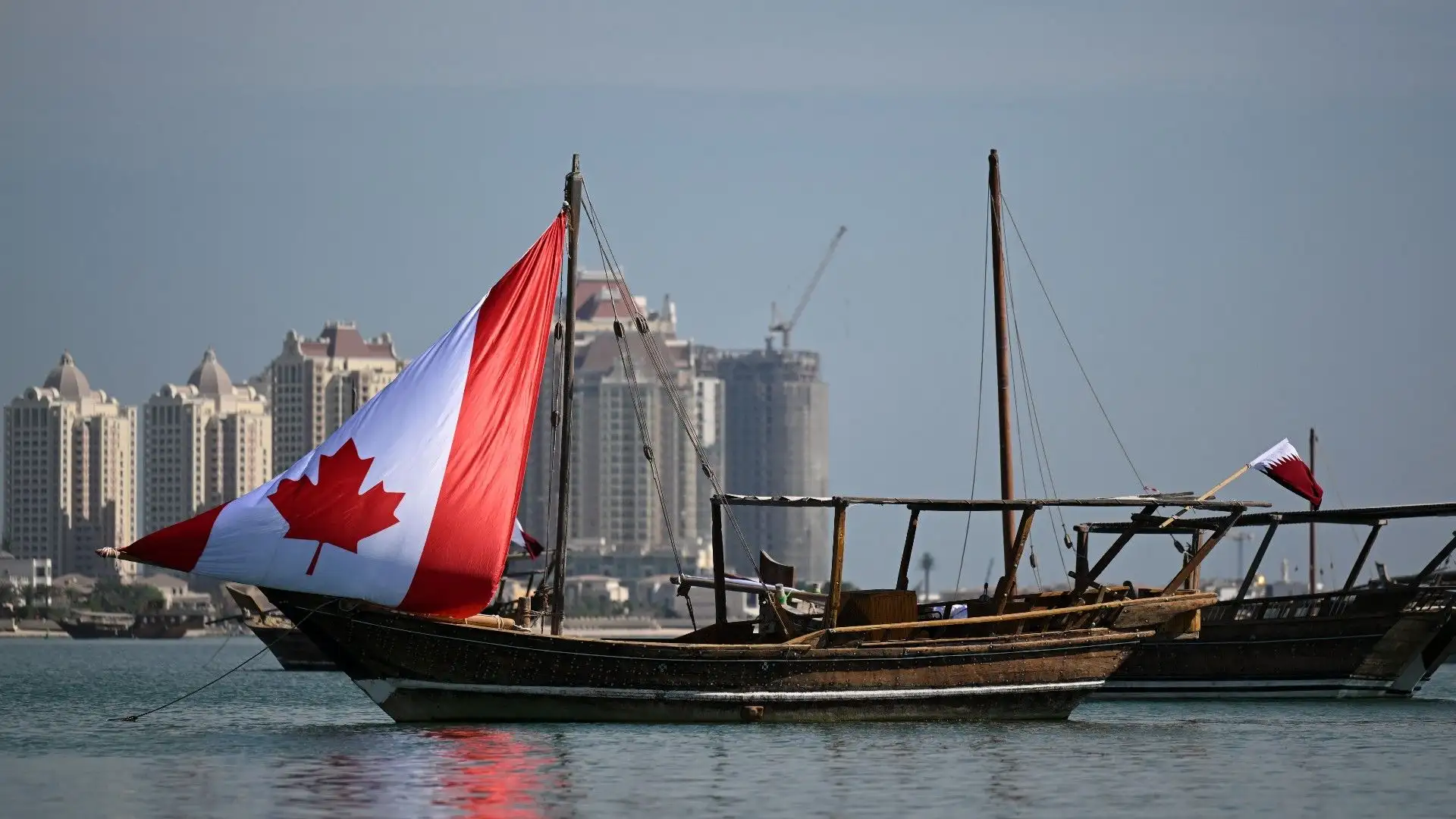 La grossa foglia d'acero canadese