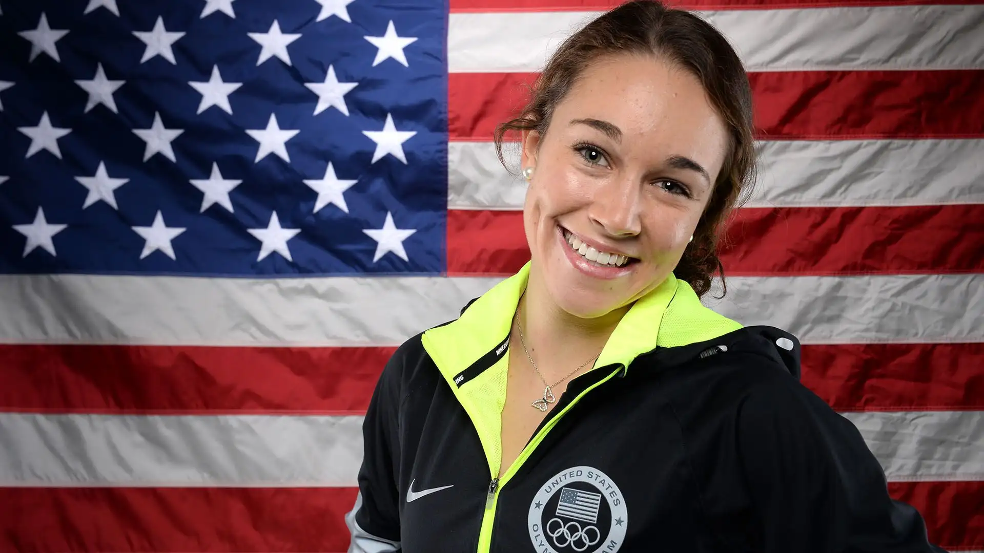 Sarah ha vinto la prima edizione della Coppa del Mondo di salto con gli sci femminile nel 2012.