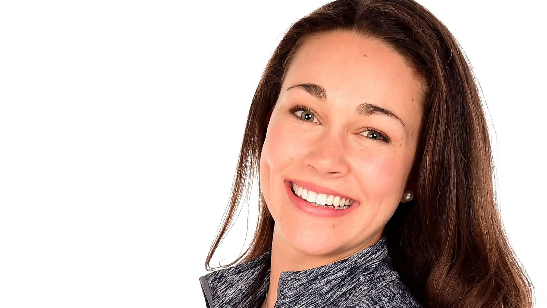 Sarah ha vinto la prima edizione della Coppa del Mondo di salto con gli sci femminile nel 2012.