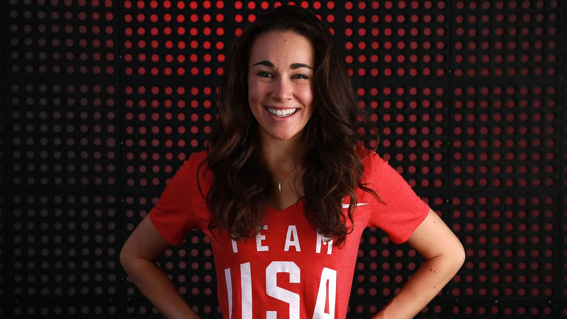 Sarah ha vinto la prima edizione della Coppa del Mondo di salto con gli sci femminile nel 2012.