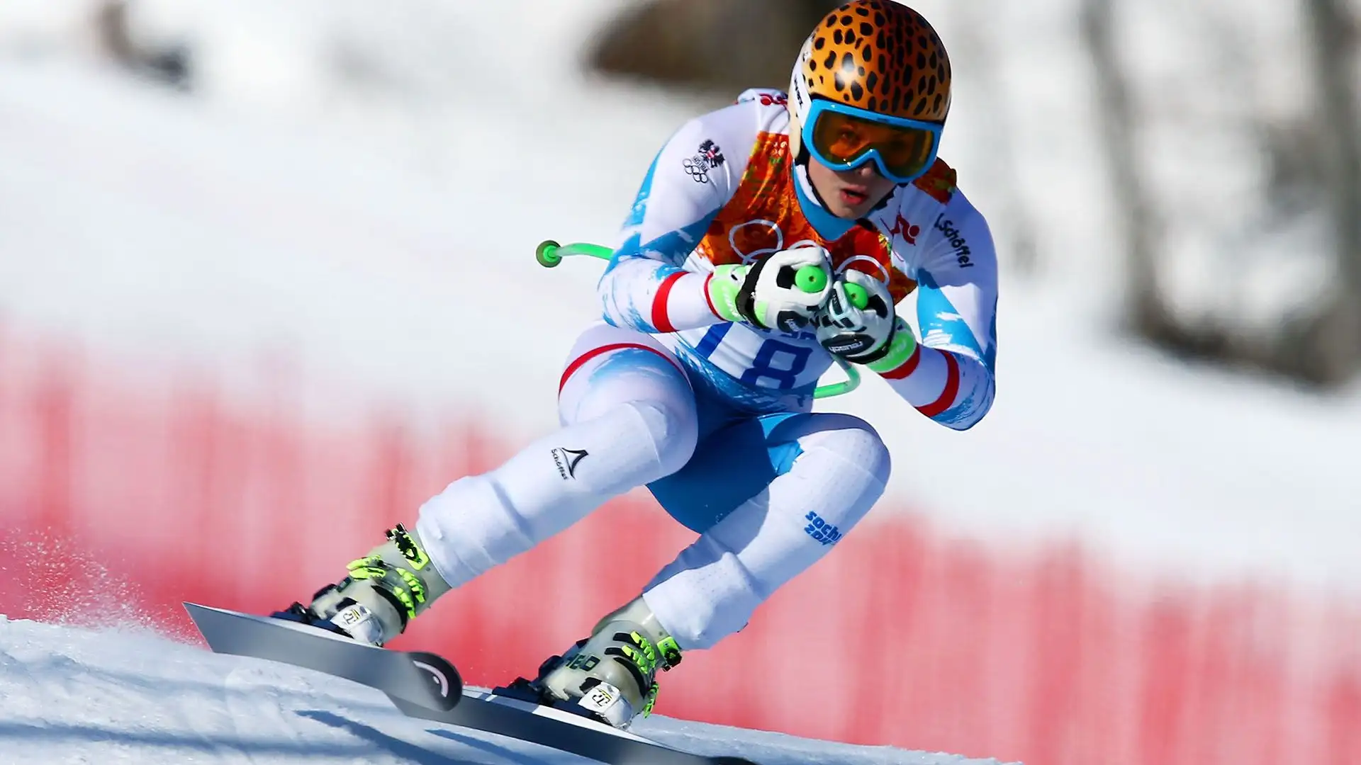 Ai giochi olimpici ha vinto 3 medaglie:
1 oro (supergigante a Soci 2014) e
2 argenti (slalom gigante a Soci 2014, supergigante a Pyeongchang 2018)