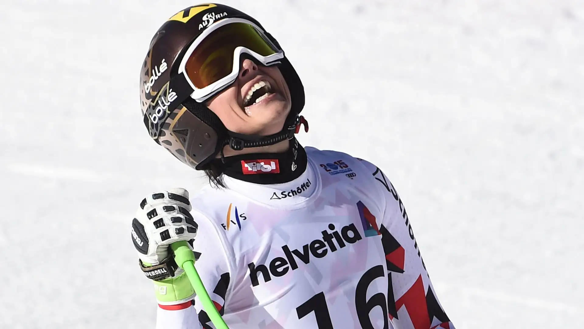 Ai giochi olimpici ha vinto 3 medaglie:
1 oro (supergigante a Soci 2014) e
2 argenti (slalom gigante a Soci 2014, supergigante a Pyeongchang 2018)