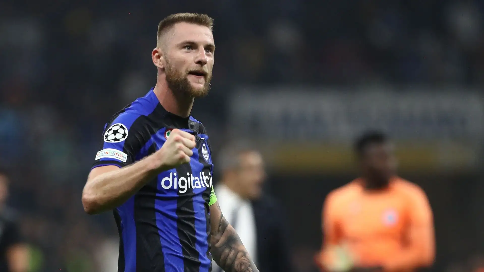 Milan Skriniar, difensore centrale, potrebbe rinnovare con l'Inter o firmare con il PSG