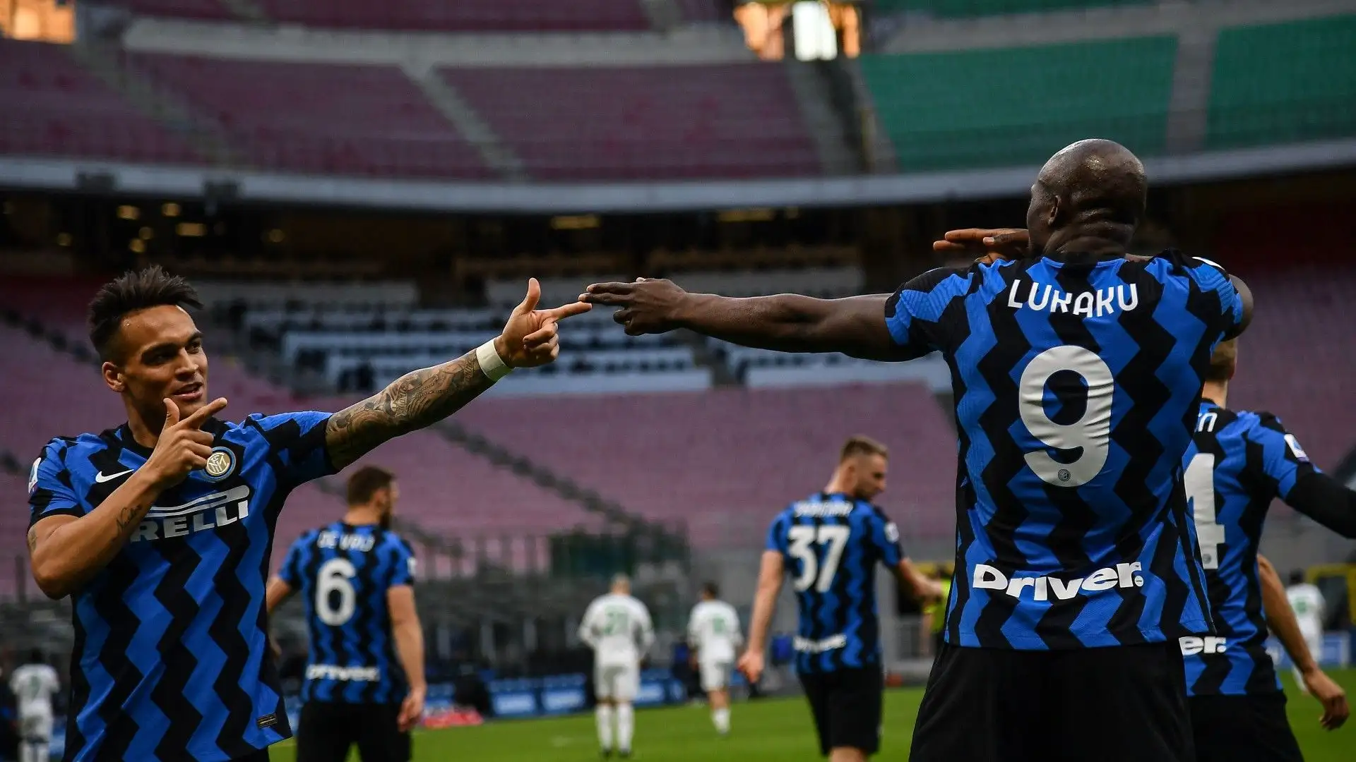 Lautaro Martínez e Romelu Lukaku