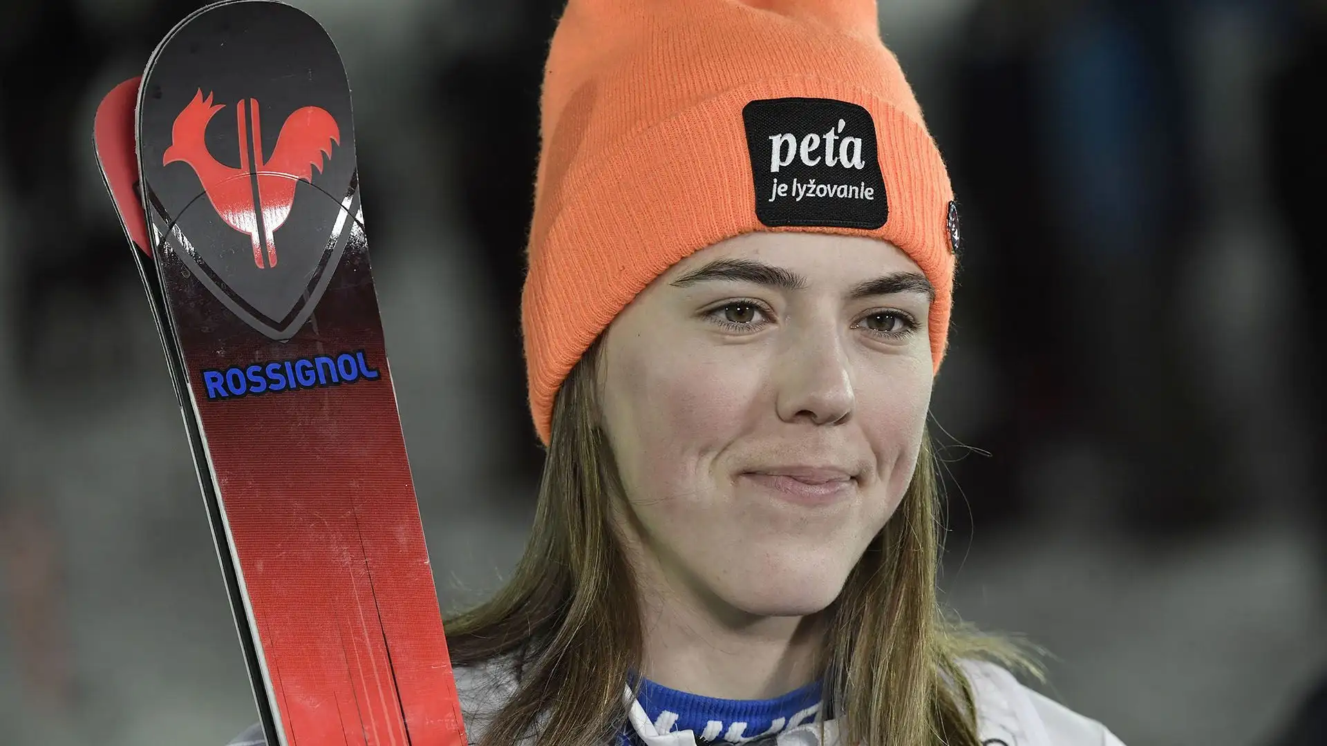 Ha vinto una medaglia d'oro nello slalom speciale alle olimpiadi invernali di Pechino 2022