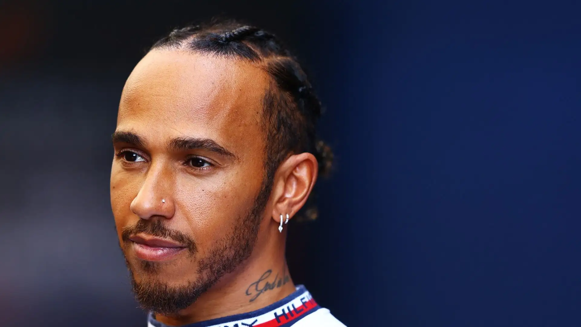 Nel 2020 Hamilton spedì una sua auto a casa di un bambino di 5 anni malato di per realizzare il suo sogno
