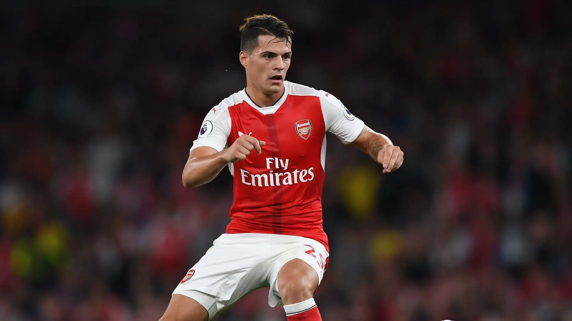 8- Granit Xhaka, stagione 2016/2017 dal Borussia Monchengladbach per 45,00 mln €

