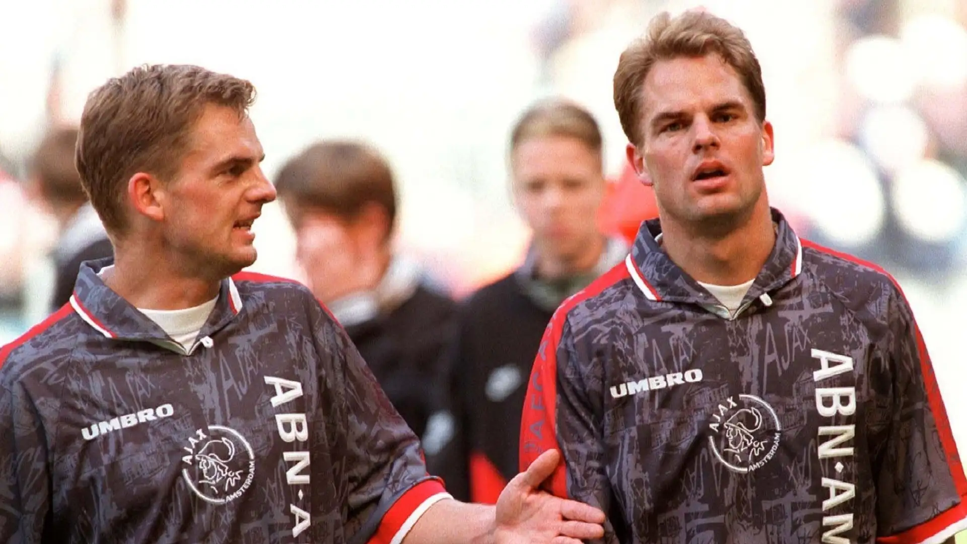 Ronald De Boer (Ajax, Twente, Barcellona, Rangers) e Frank De Boer (Ajax, Barcellona)