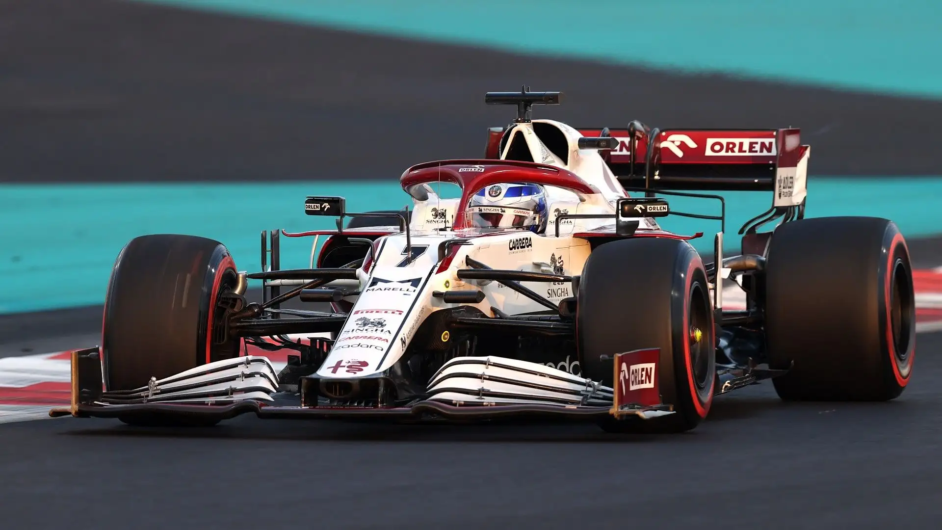 2- Kimi Raikkonen 92'636 km
