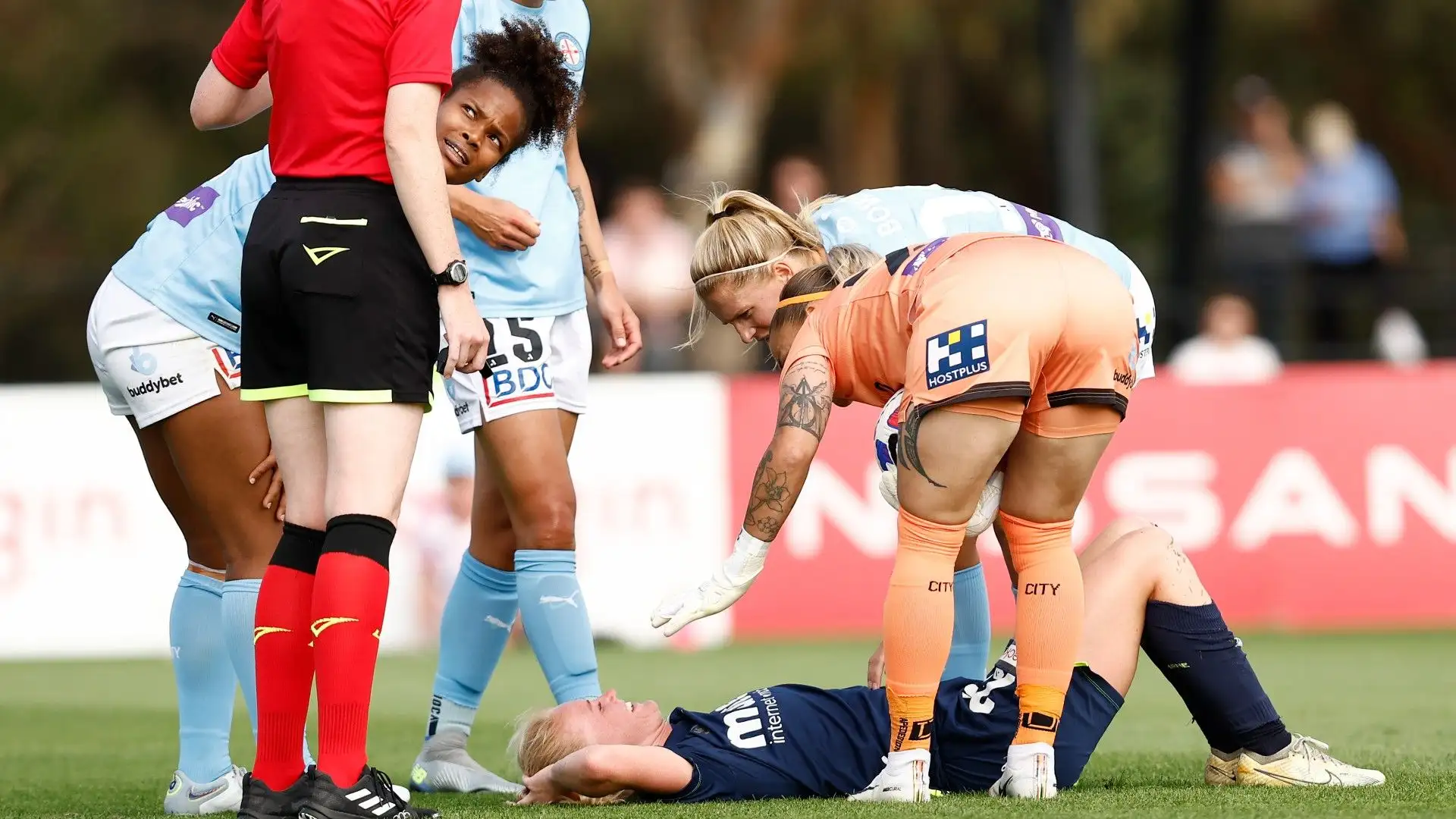 Rikke Marie Madsen è stata subito soccorsa dalle compagne