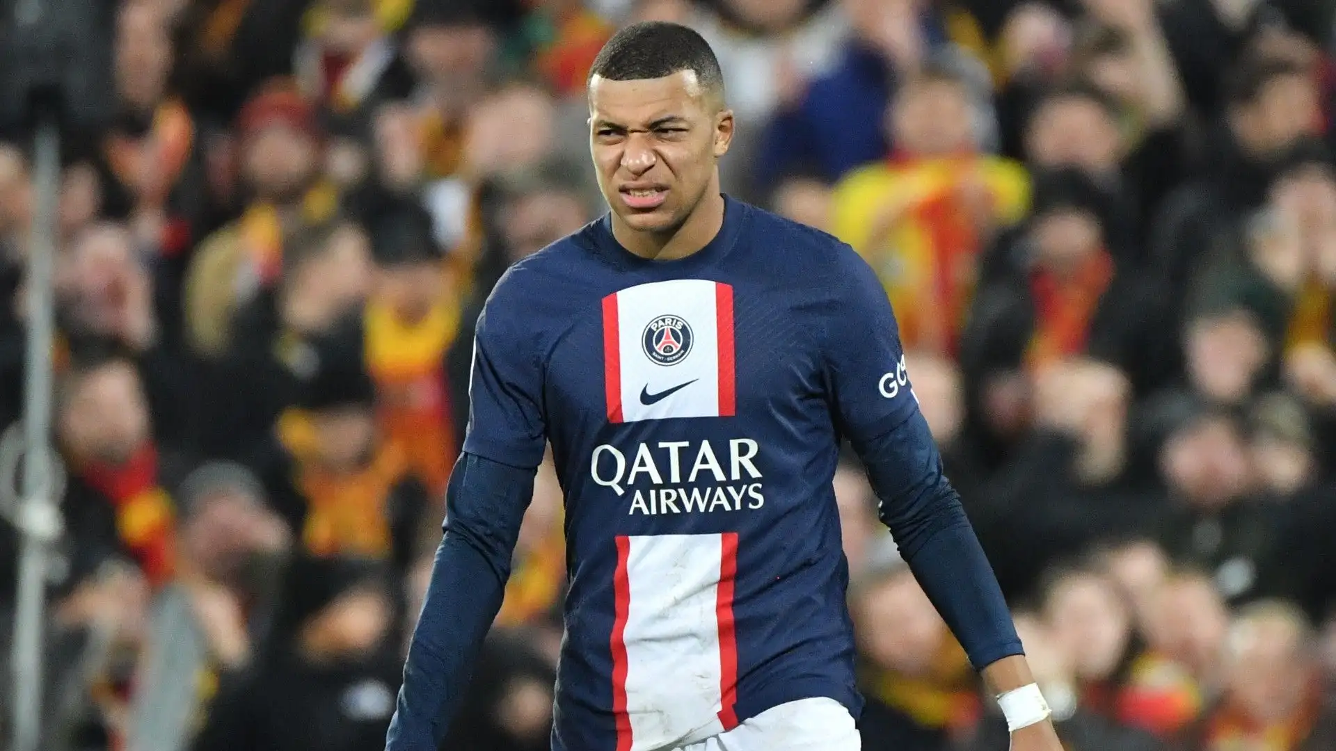 3- Kylian Mbappé 37.90 km/h (23.55 mp/h)
