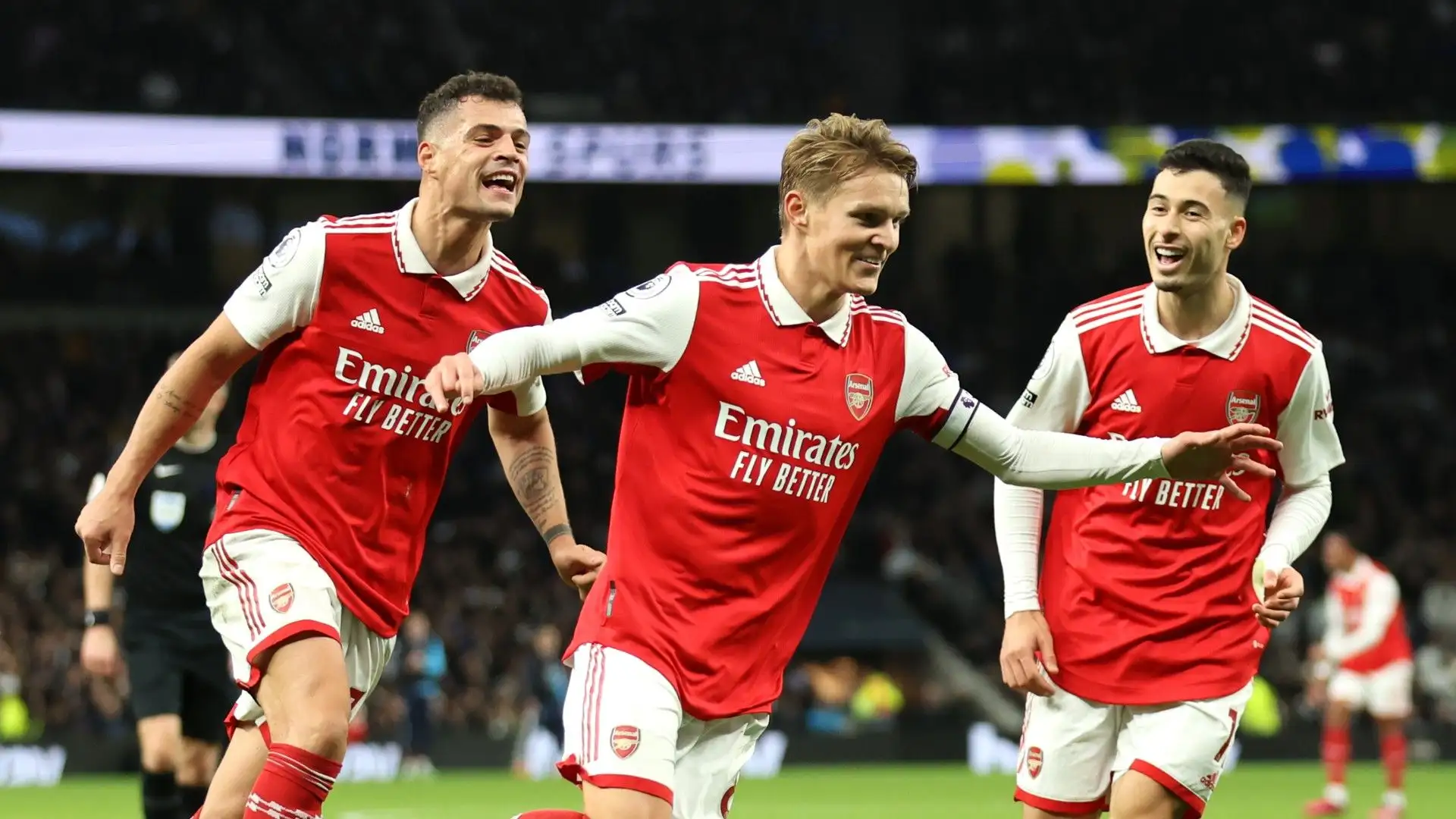 10- Arsenal 433,5 milioni di euro
