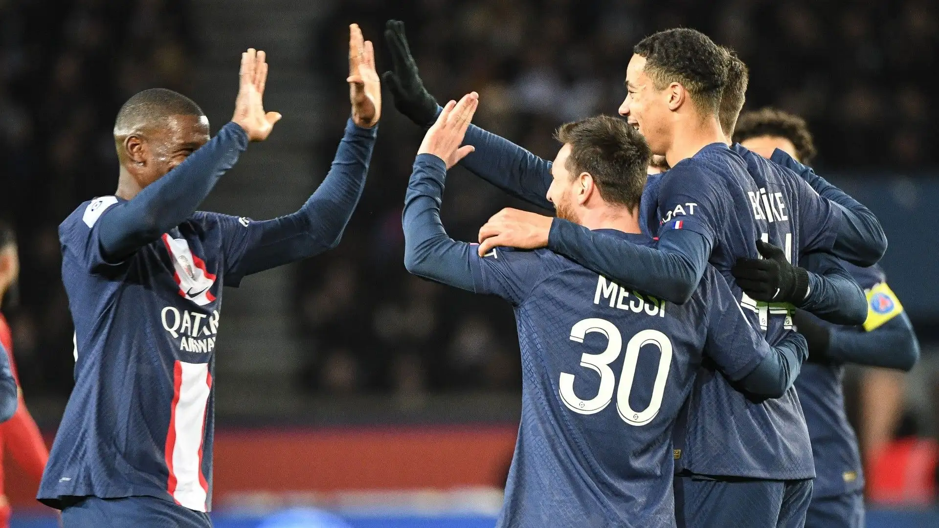 5- PSG 654,2 milioni di euro

