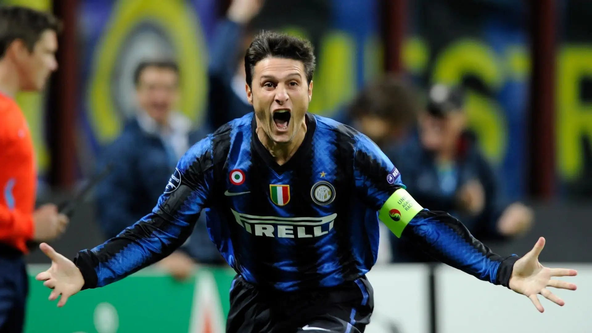 Javier Zanetti (10/08/73) Internazionale Milano-Tottenham Hotspur 20/10/2010, 37 anni e 72 giorni
