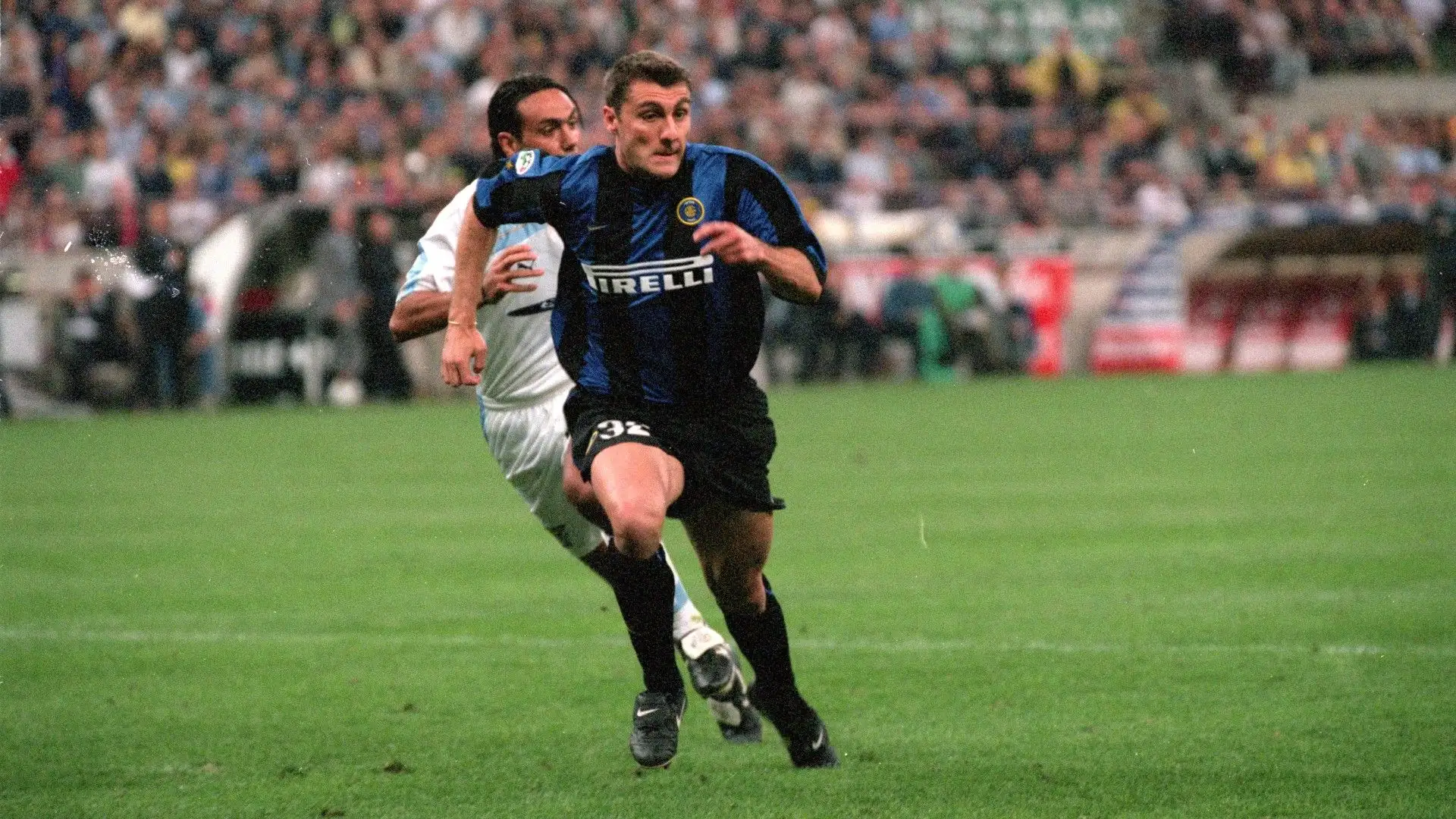 2- Christian Vieri, stagione 1999/2000 dalla Lazio per 46,48 mln €

