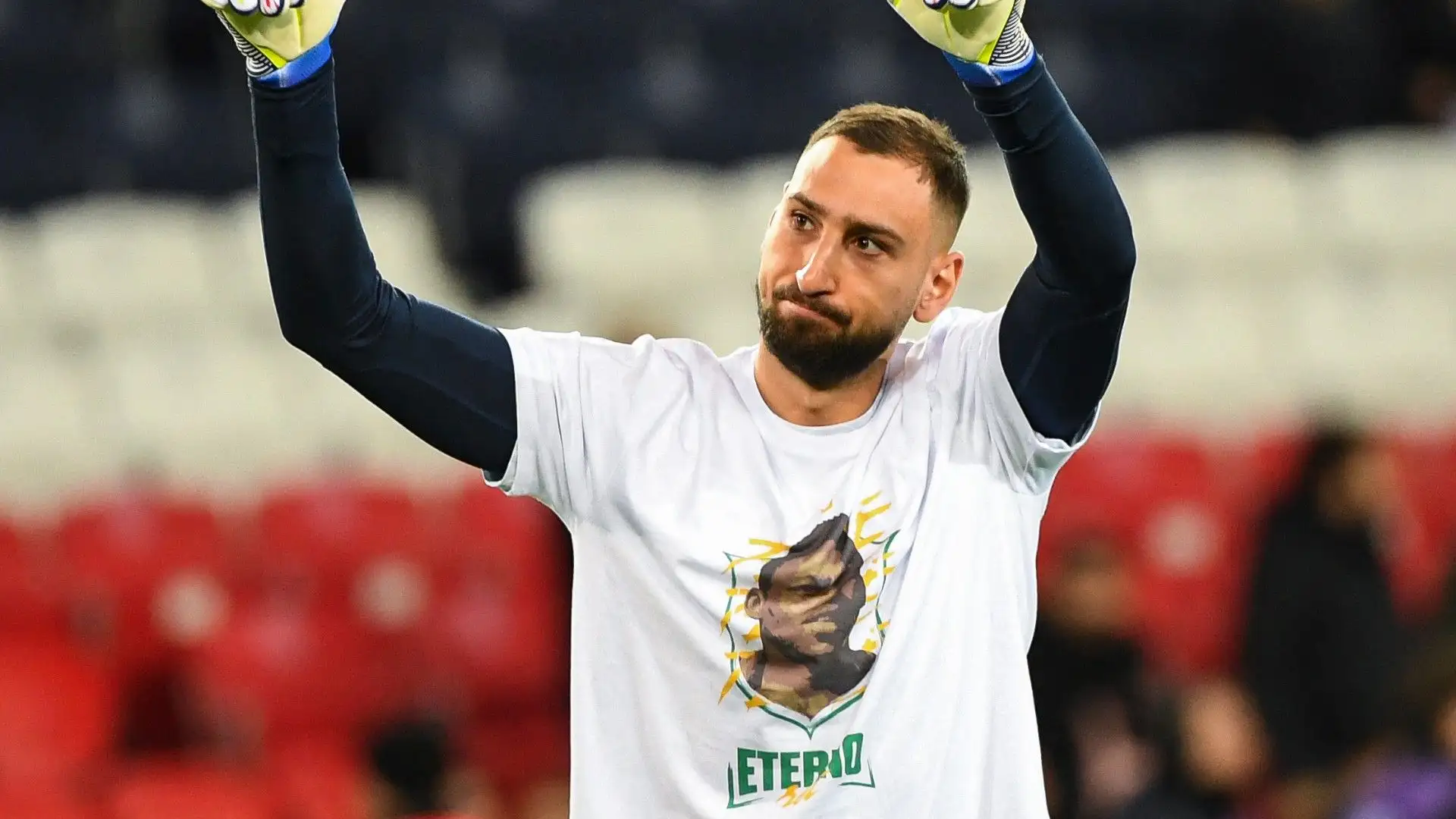 Ecco Donnarumma con la maglia dedicata a Pelé