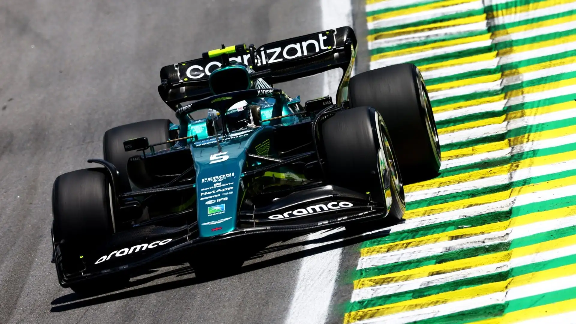 5- Sebastian Vettel 38

