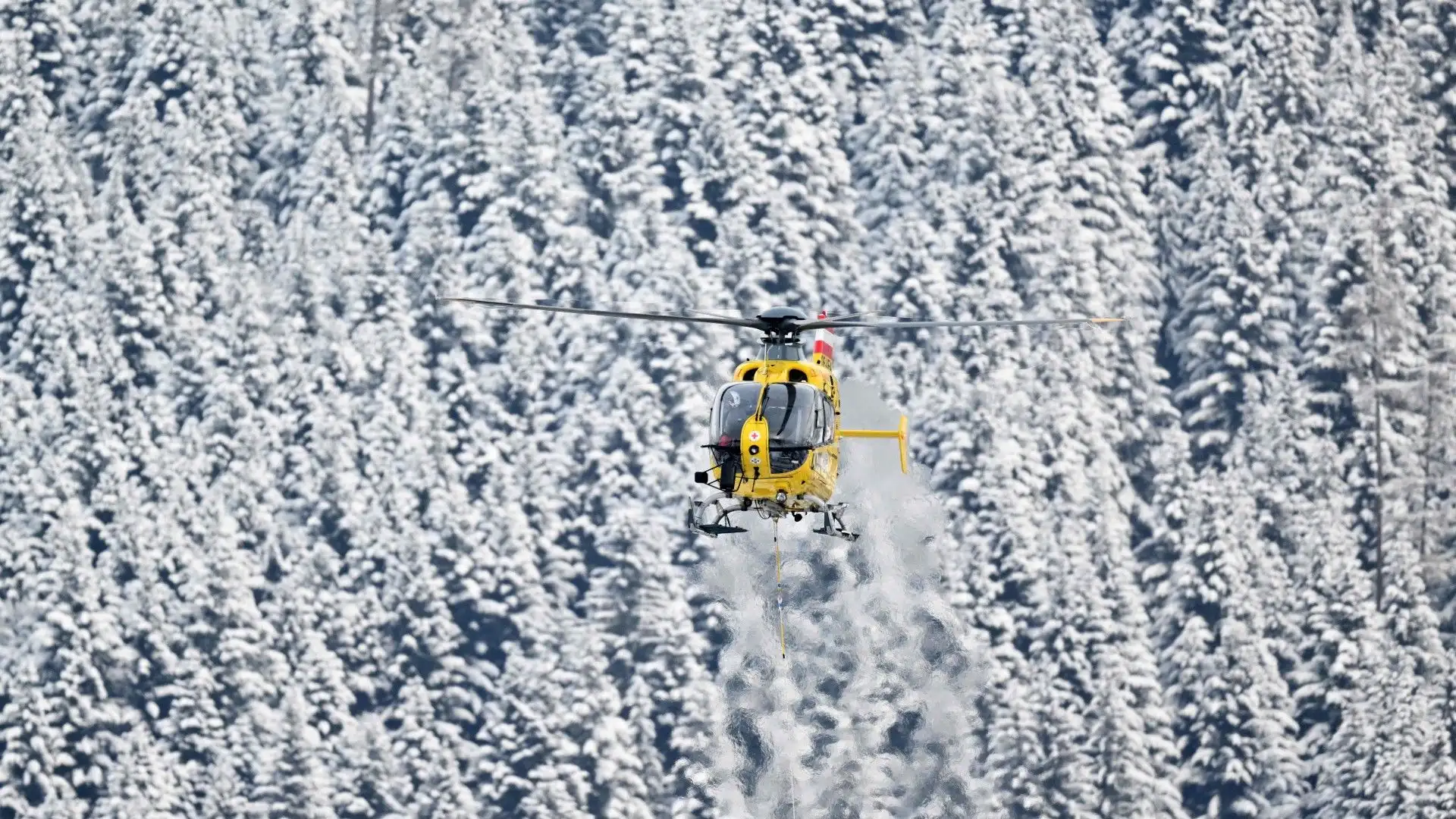 I medici sono intervenuti subito per soccorrere il norvegese