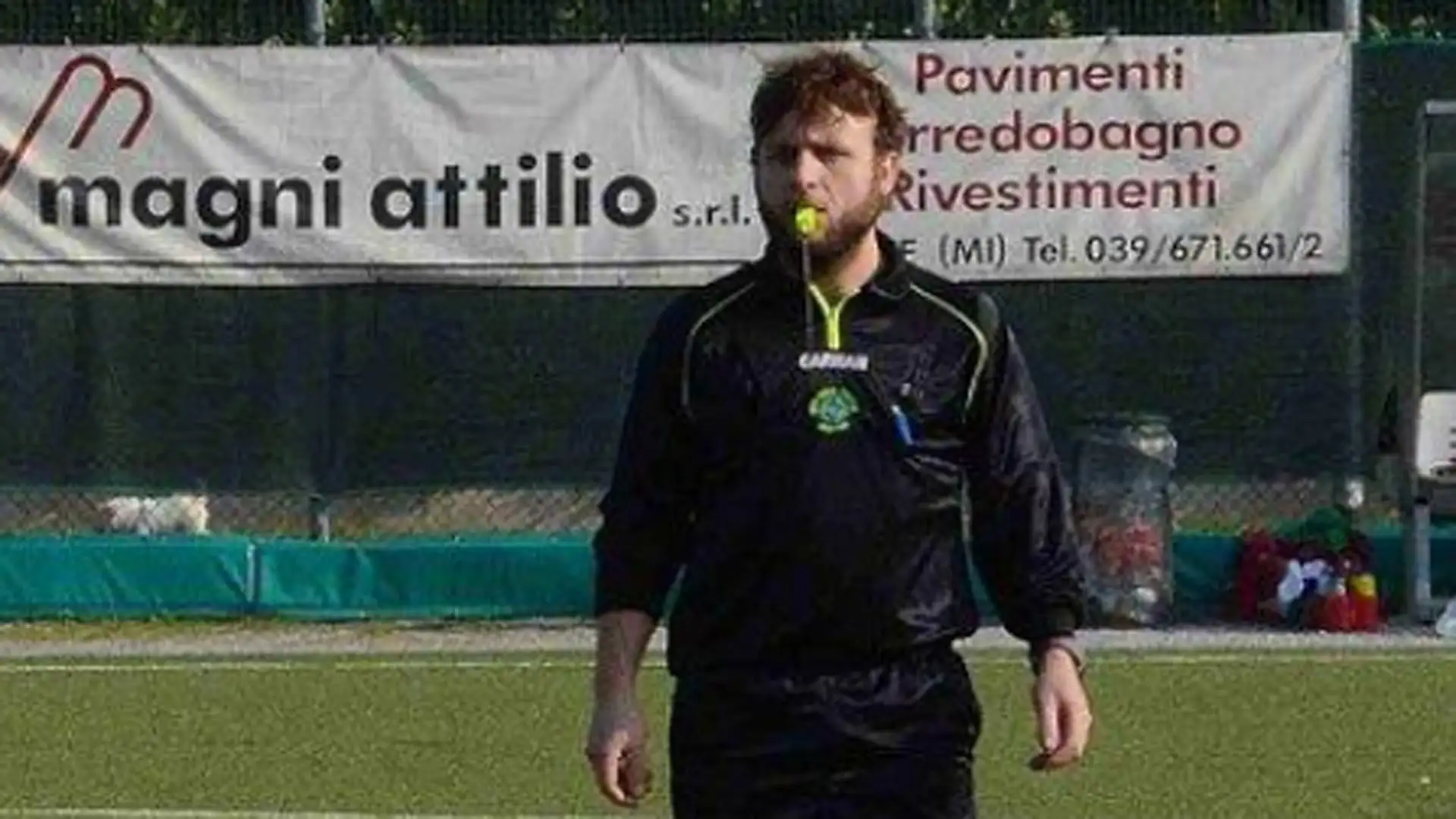 Protestare quando è di spalle per non farsi vedere
