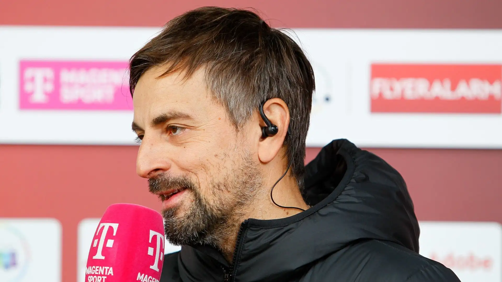 Seconda sconfitta nelle ultime 5 partite per l'Eintracht. In foto l'allenatore Nikolaos Arnautis