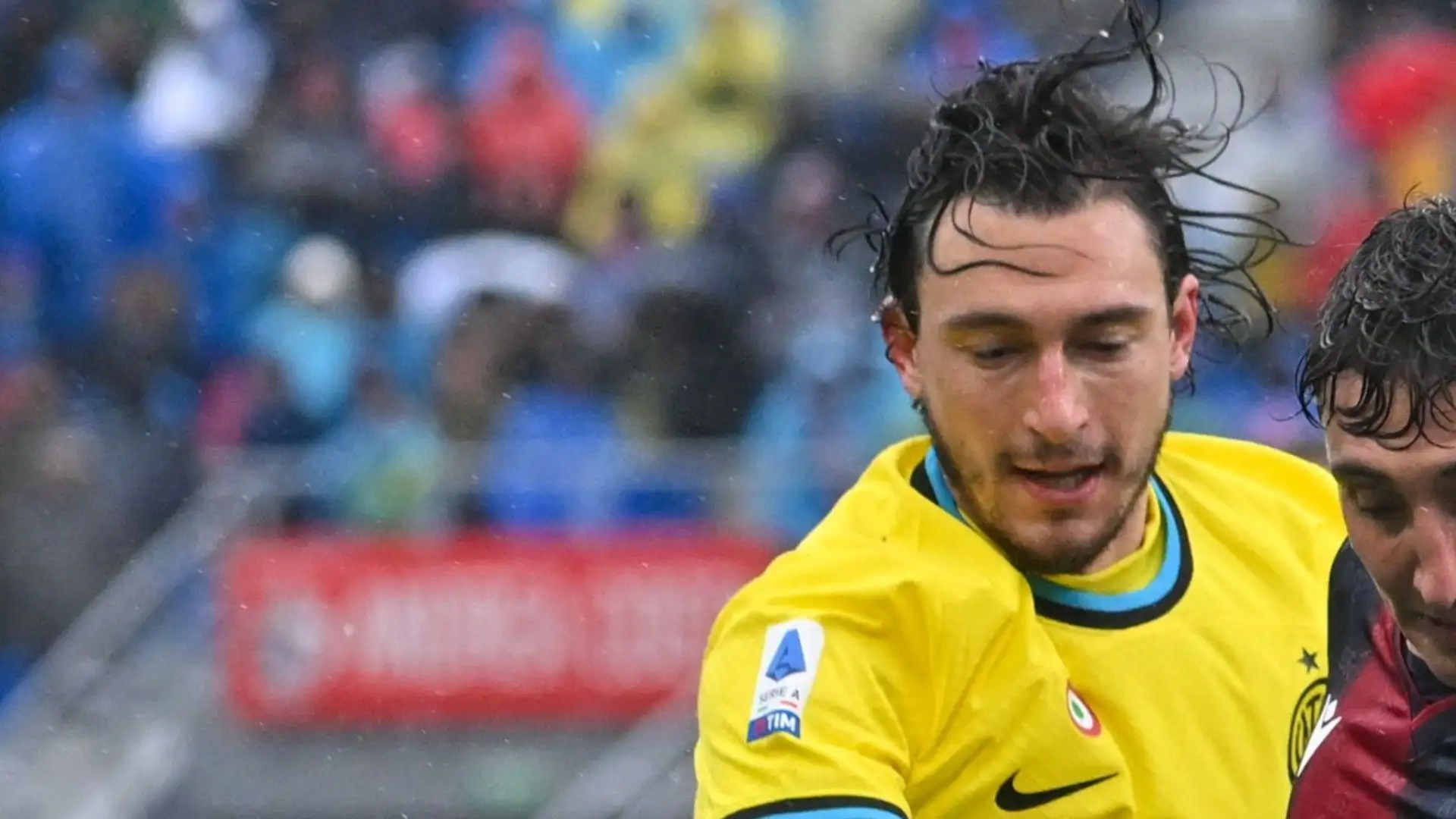 Darmian 6: indietreggia nella difesa a 3 e nel secondo tempo torna in fascia ma senza la consueta spinta. Alla fine non è tra i peggiori
