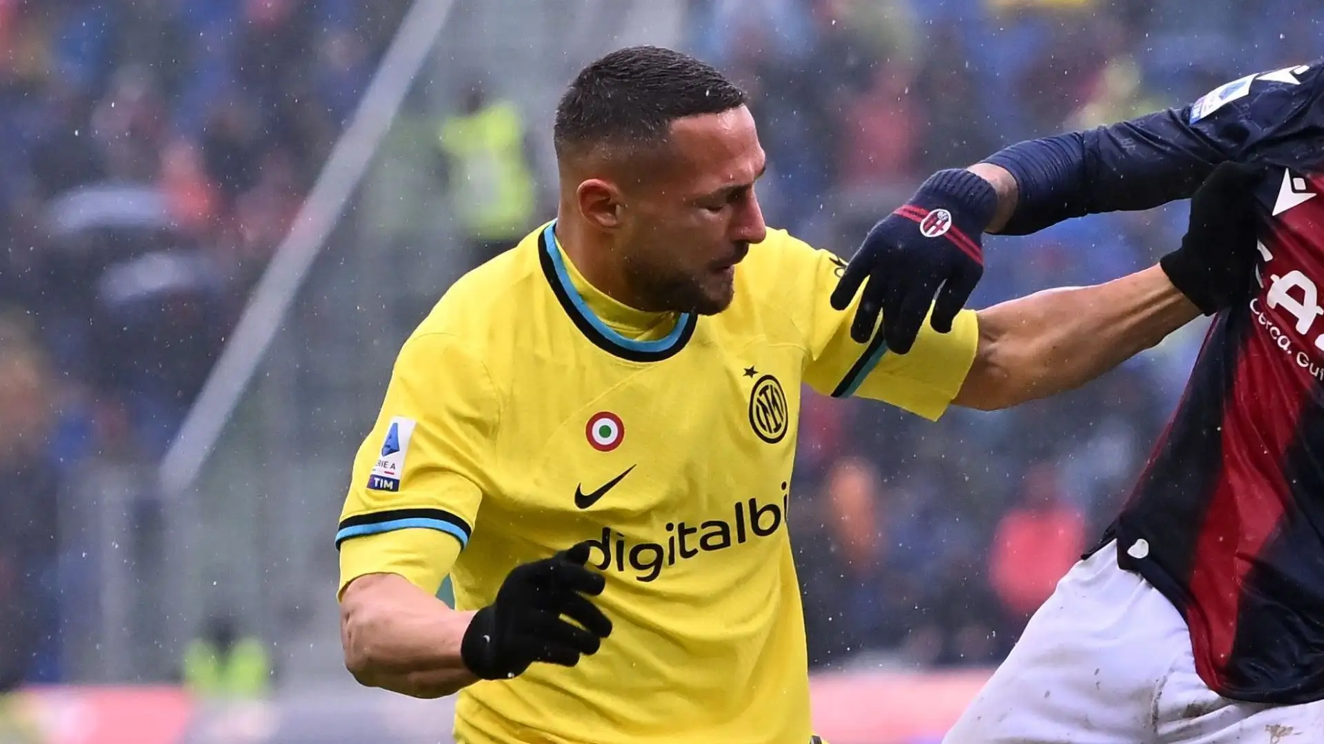 D'Ambrosio 4,5: pasticcia sul gol del Bologna e in generale lui e Acerbi danno la sensazione di una difesa non solida
