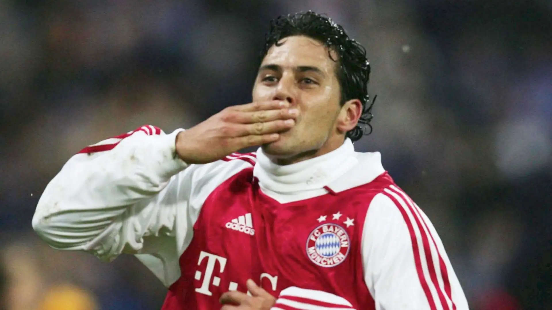 6- Claudio Pizarro, 197 gol in 490 partite
