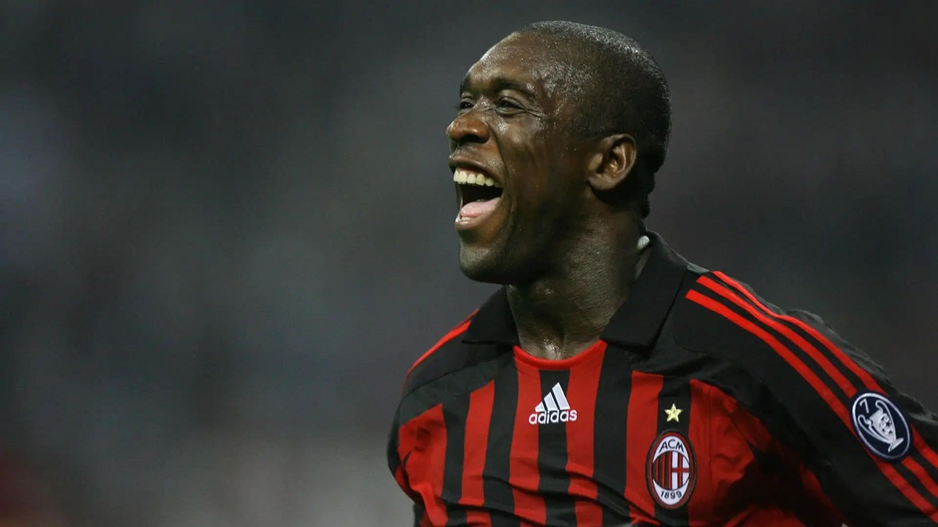 Clarence Seedorf: nel 2007 l'ex centrocampista del Milan ha cantato una cover della canzone 'Sitting On The Dock Of The Bay'
