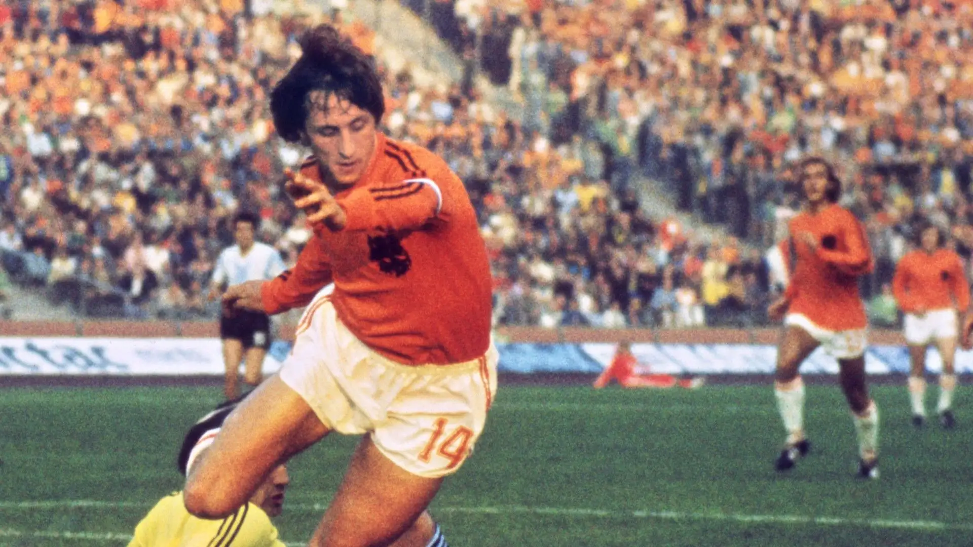 Johan Cruyff: nel 1969 la leggenda olandese ha pubblicato il brano 'Oei Oei Oei (Dat Was Me Weer Een Loei)'
