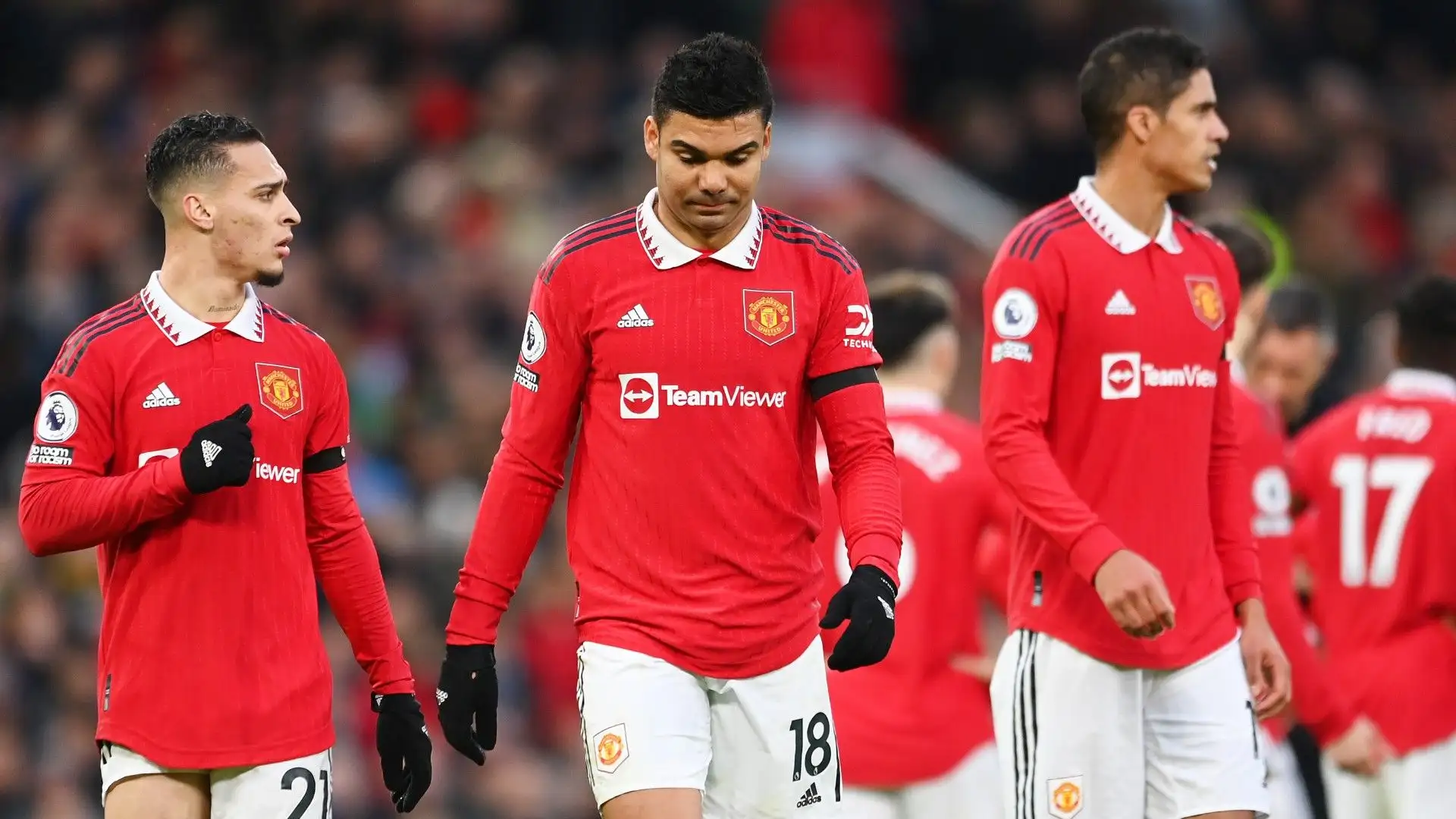 L'arbitro ha estratto il cartellino rosso: Casemiro è stato espulso