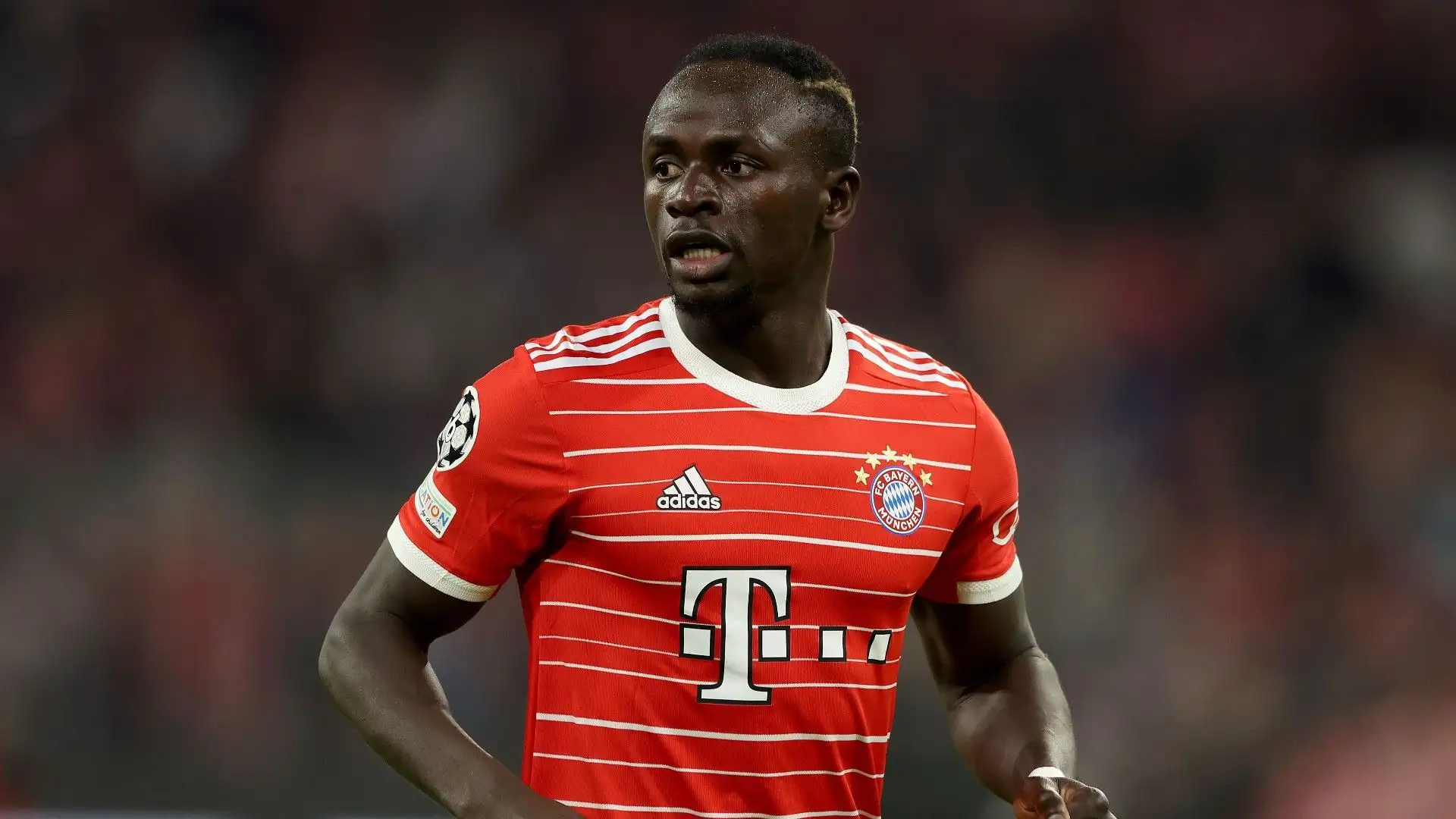 1- Sadio Mané, 22 milioni di euro netti all'anno