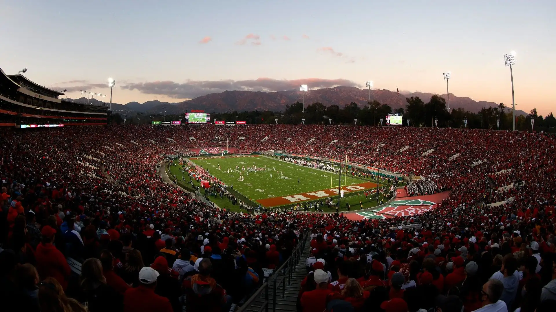 6- Rose Bowl (USA), capienza: 92.800 persone
