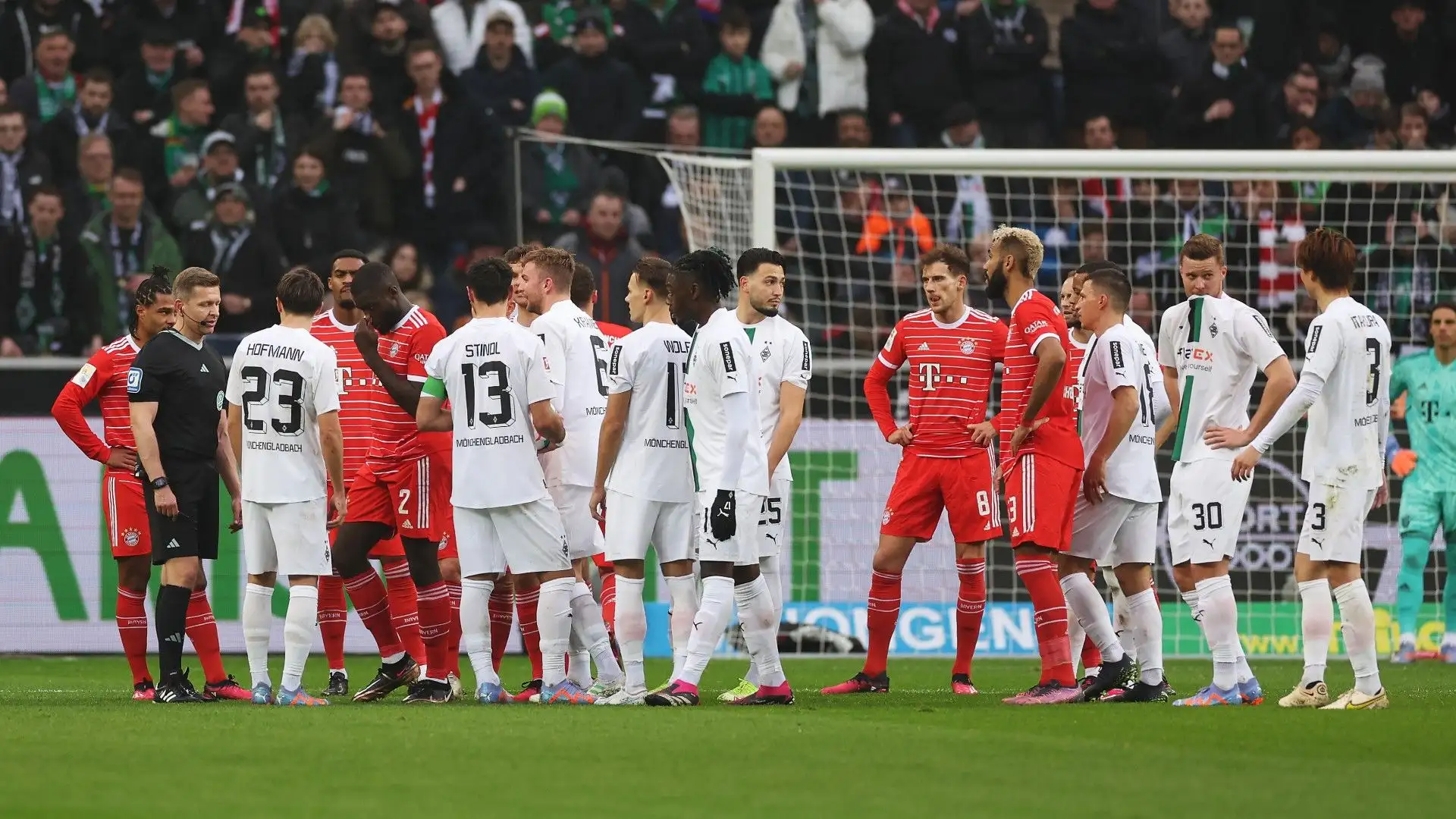 Il Bayern ha giocato in 10 per oltre 80 minuti