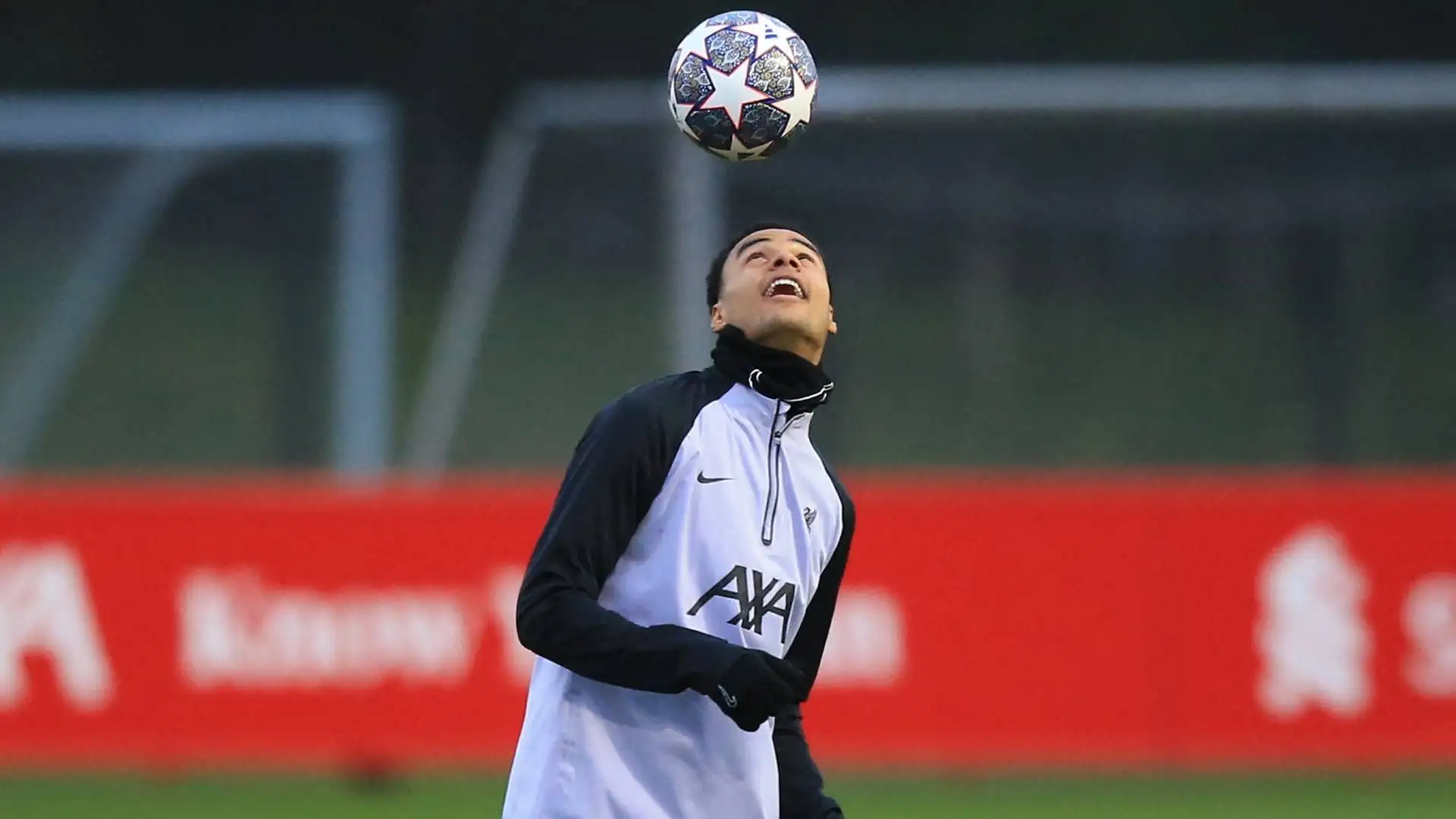 Gakpo invece è pronto a fare il suo esordio con la maglia del Liverpool in Champions